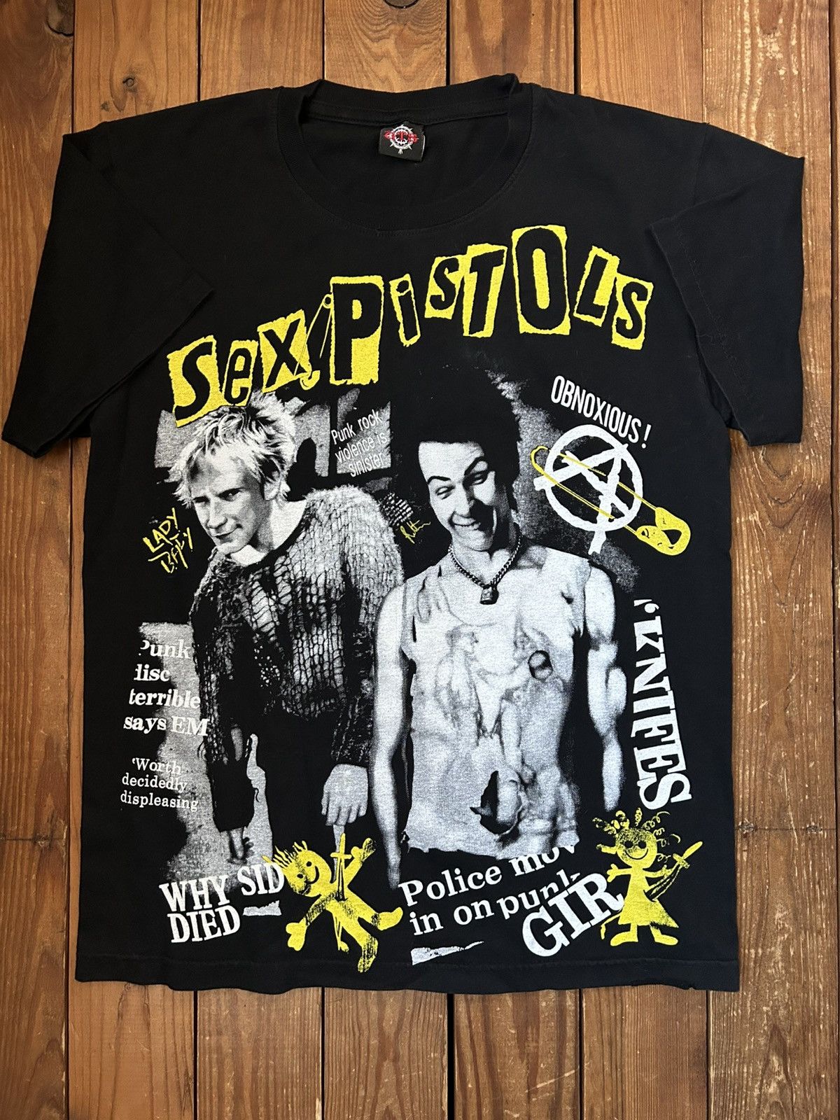 Vintage 90s Y2k Sex Pistols Sid Vicious Black Tee Shirt Hoodie, Sweatshirt | FlexRushtees.com