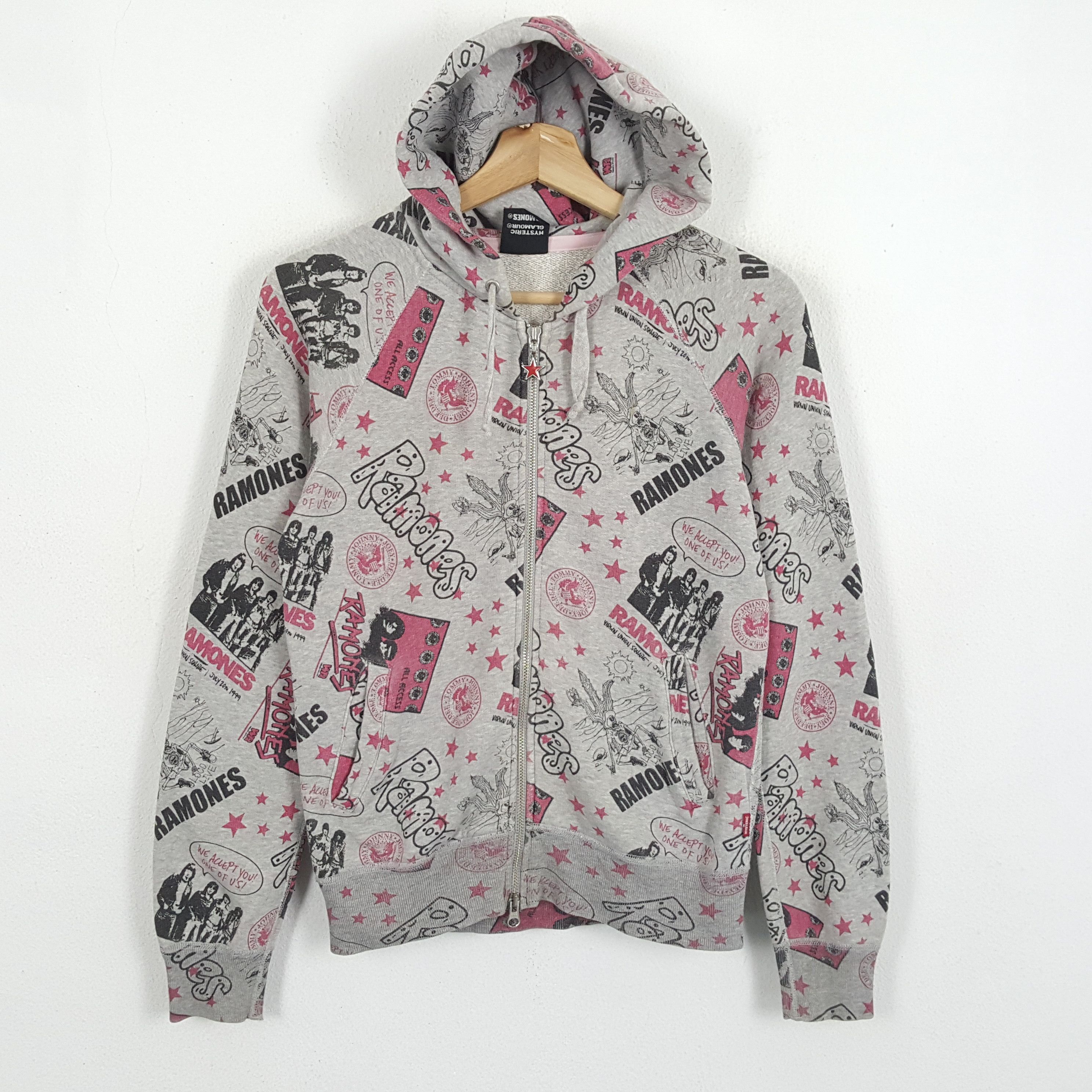 Ramones Japanese Brand Hoodies T-Shirts, Sweatshirt | AU16VibeMintTees.com