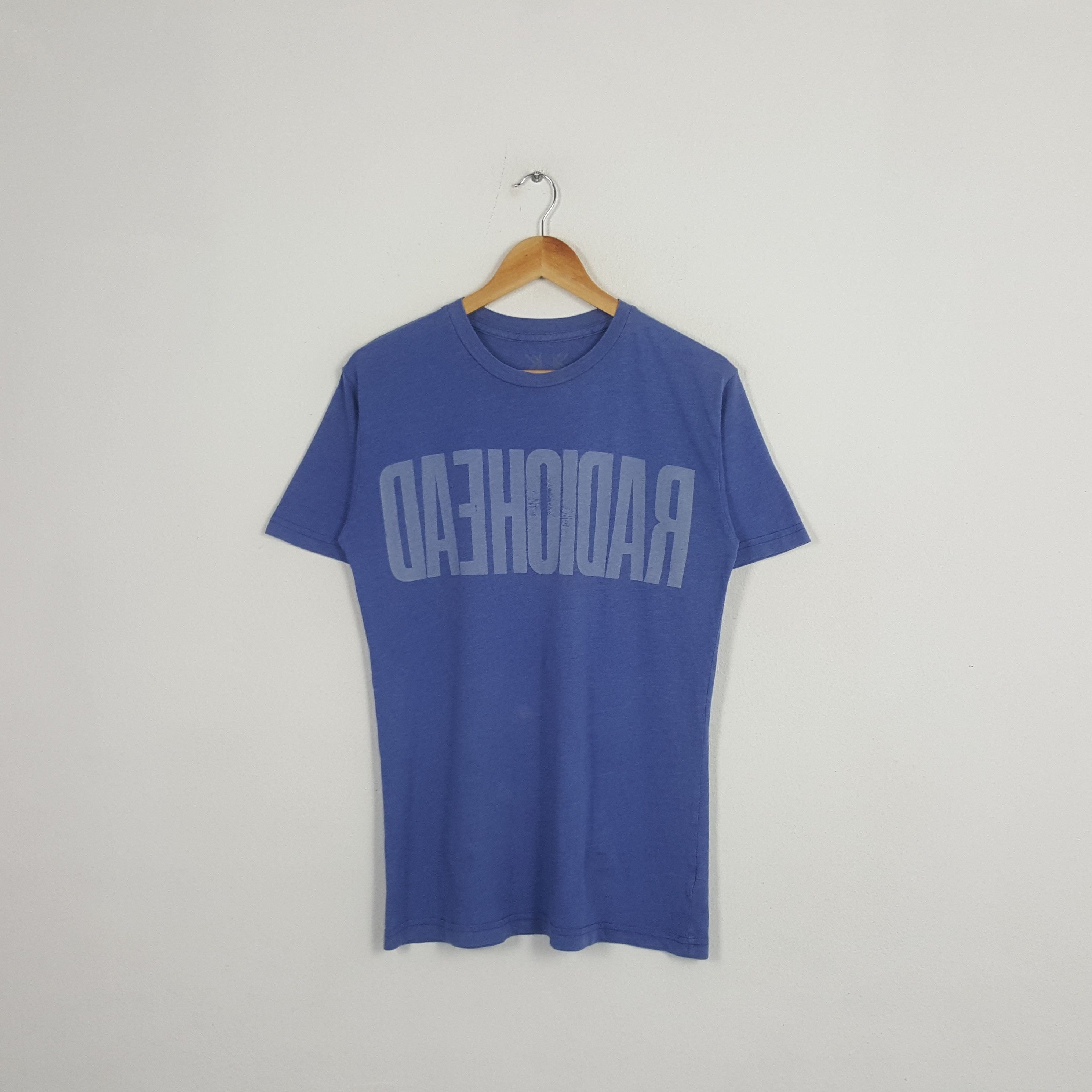 Vintage Radiohead British Rock Band Tshirt Hoodie, Sweatshirt | FlexRushtees.com