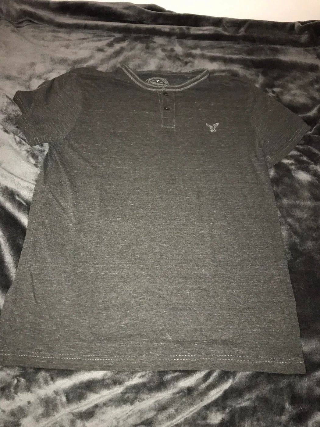 American Eagle Outfitters Gray Short Sleeve Tee