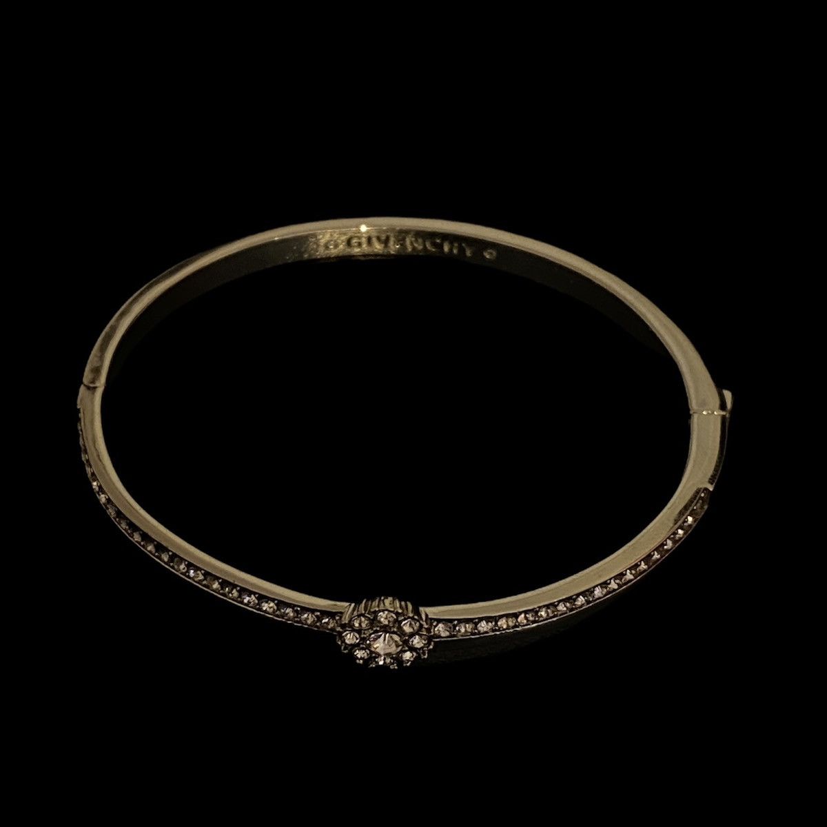 Givenchy Clasp Bracelet T-Shirts, Hoodie, Sweatshirt | FlexRushtees.com