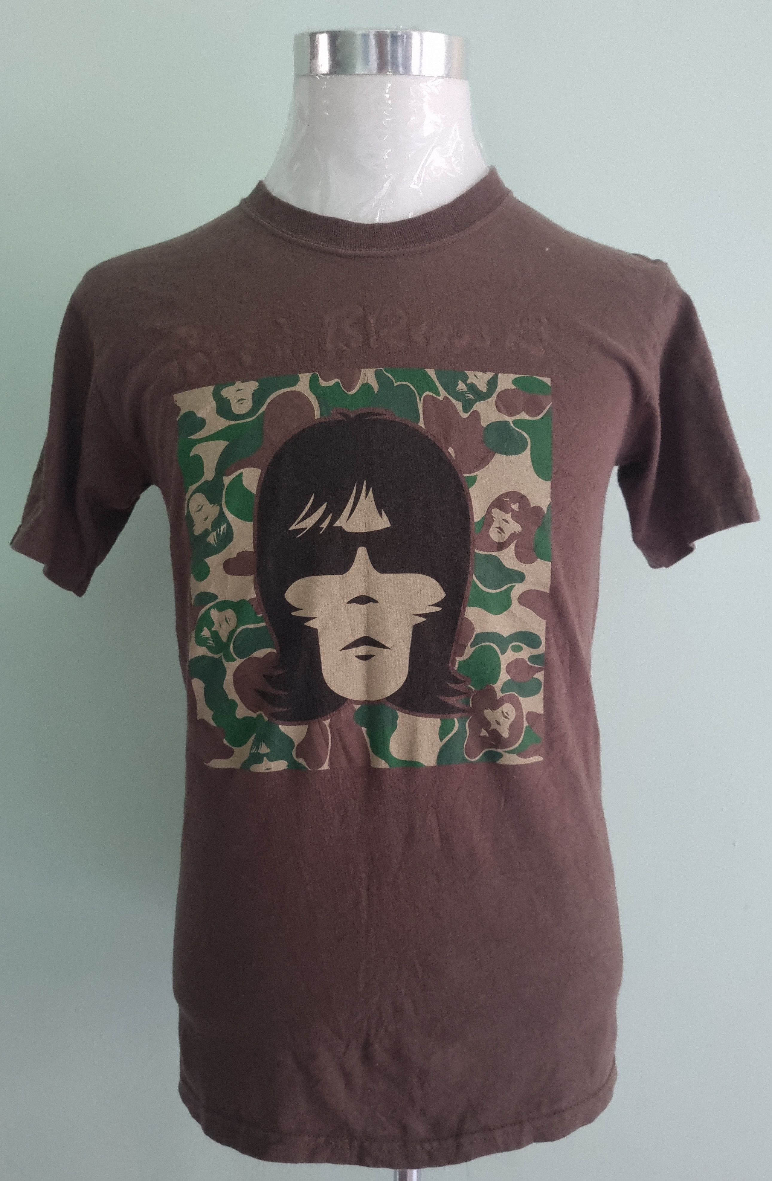 Vintage The Stone Roses Ian Brown Indie Britpop Rock Band T Shirt Hoodie, Sweatshirt | FlexRushtees.com