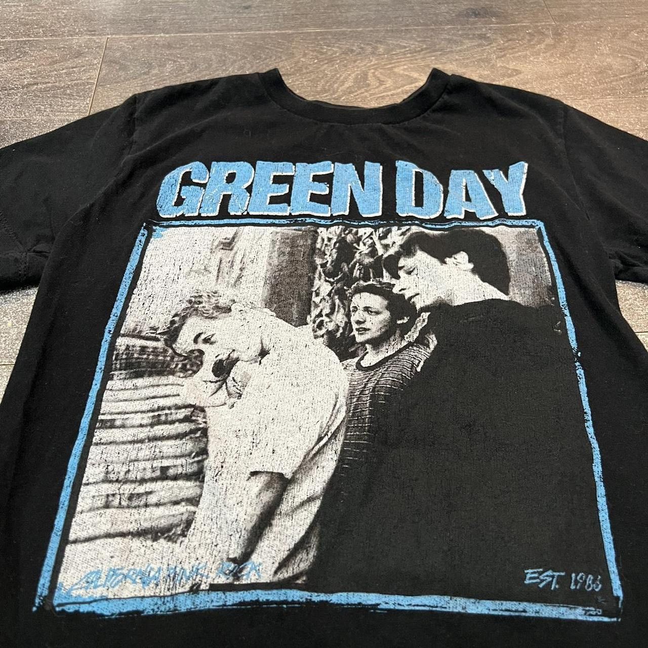 Band Tees Classic Green Day T Shirt From The 00s Hoodie, Sweatshirt | FlexRushtees.com