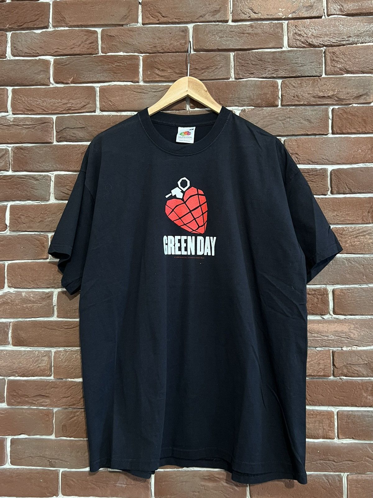 Vintage Early 00s Green Day American Punk Band Tshirt Hype Hoodie, Sweatshirt | FlexRushtees.com