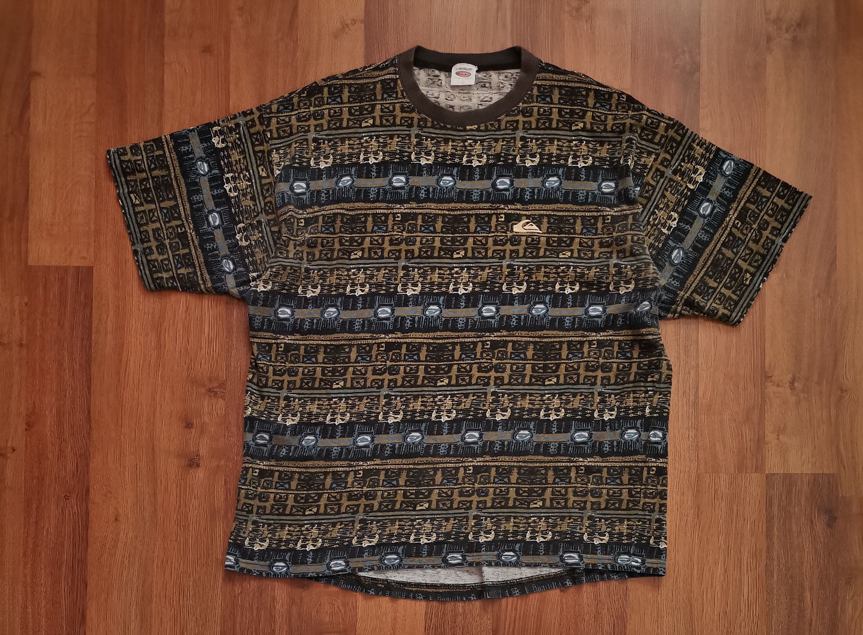 Vintage Quiksilver Aztec Print Tee