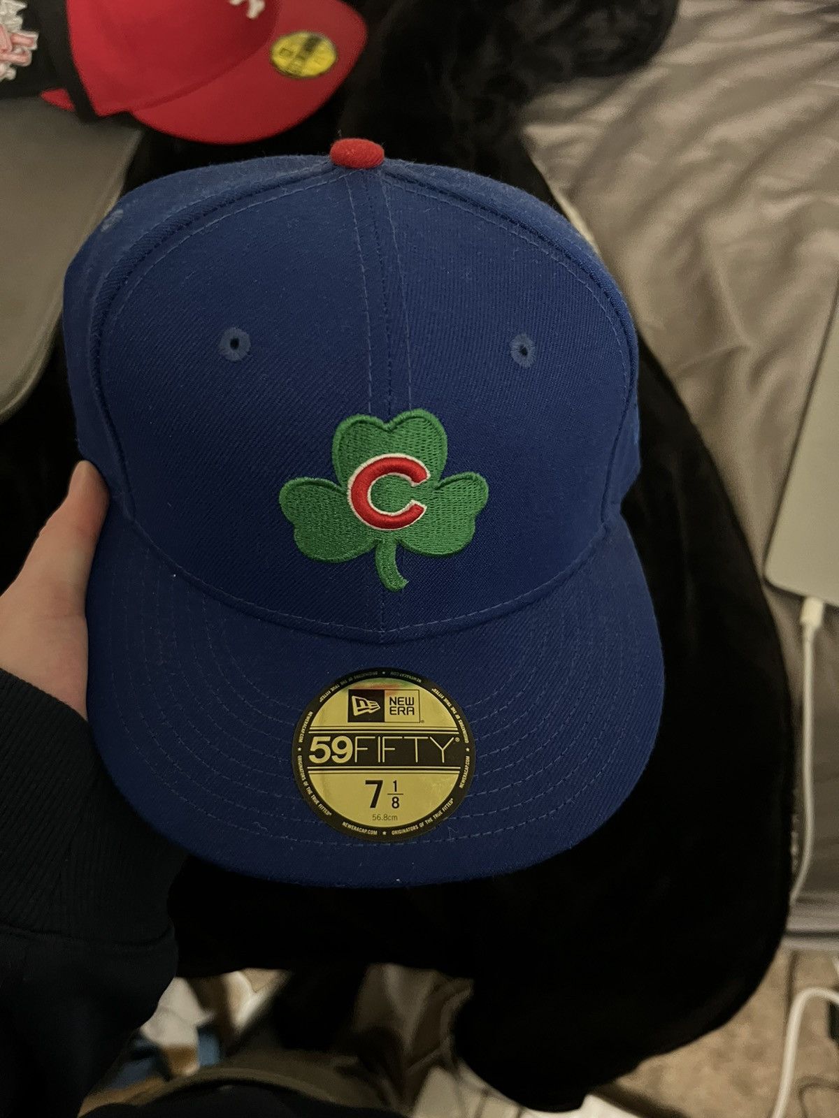 New Era Chicago Cubs St Pattys Day Exclusive 7 1 8 Gray Brim Fitted