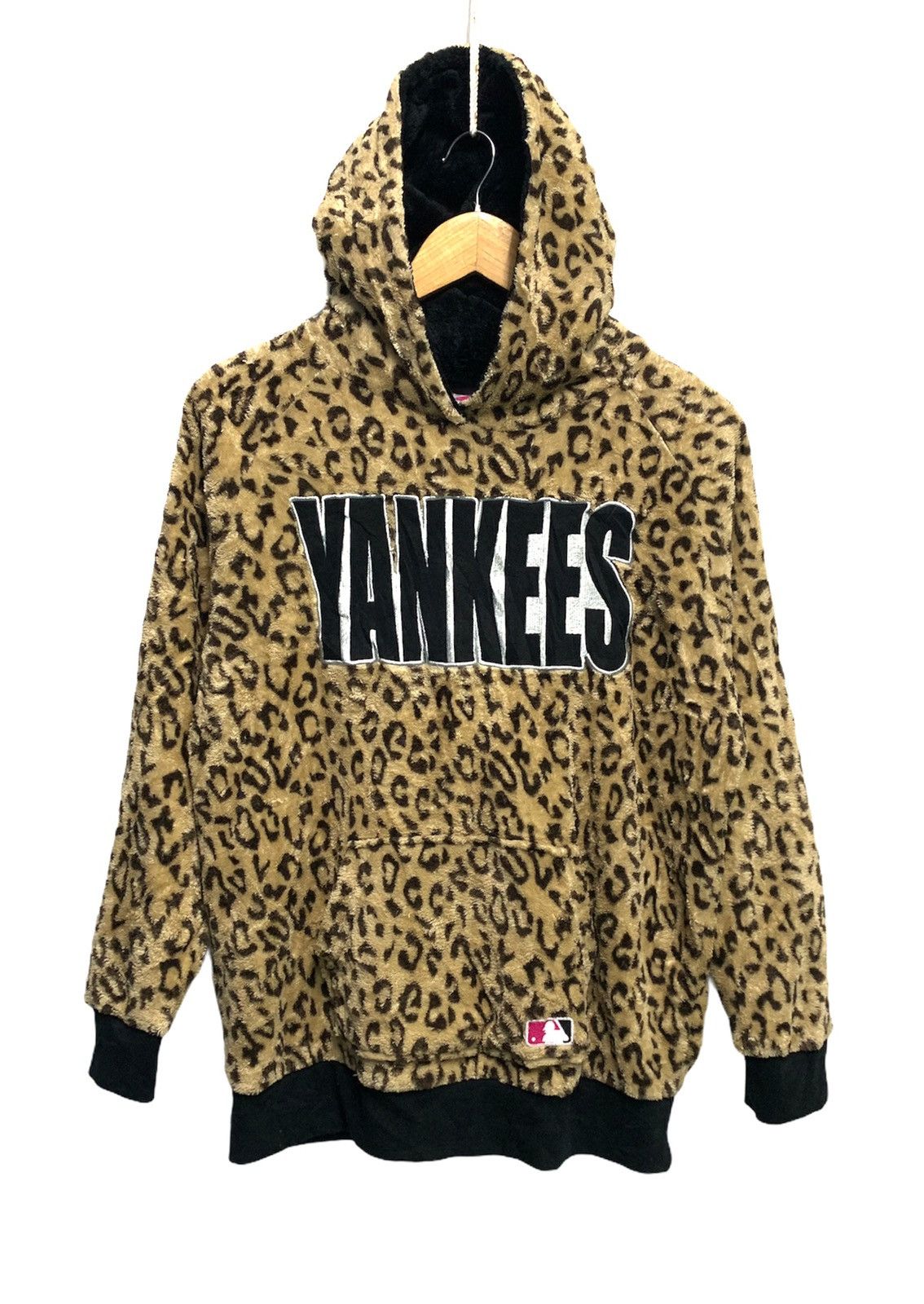 York Yankees New York Yankees Fleece Leopard Printed Hoodie Sweaters
