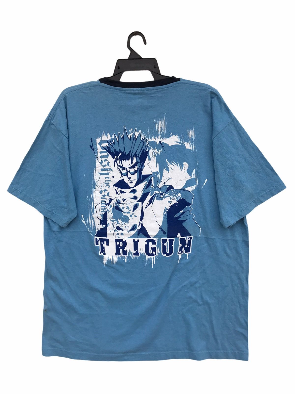 Vintage Trigun Anime 2002 Tees Hoodie, Sweatshirt | FlexRushtees.com