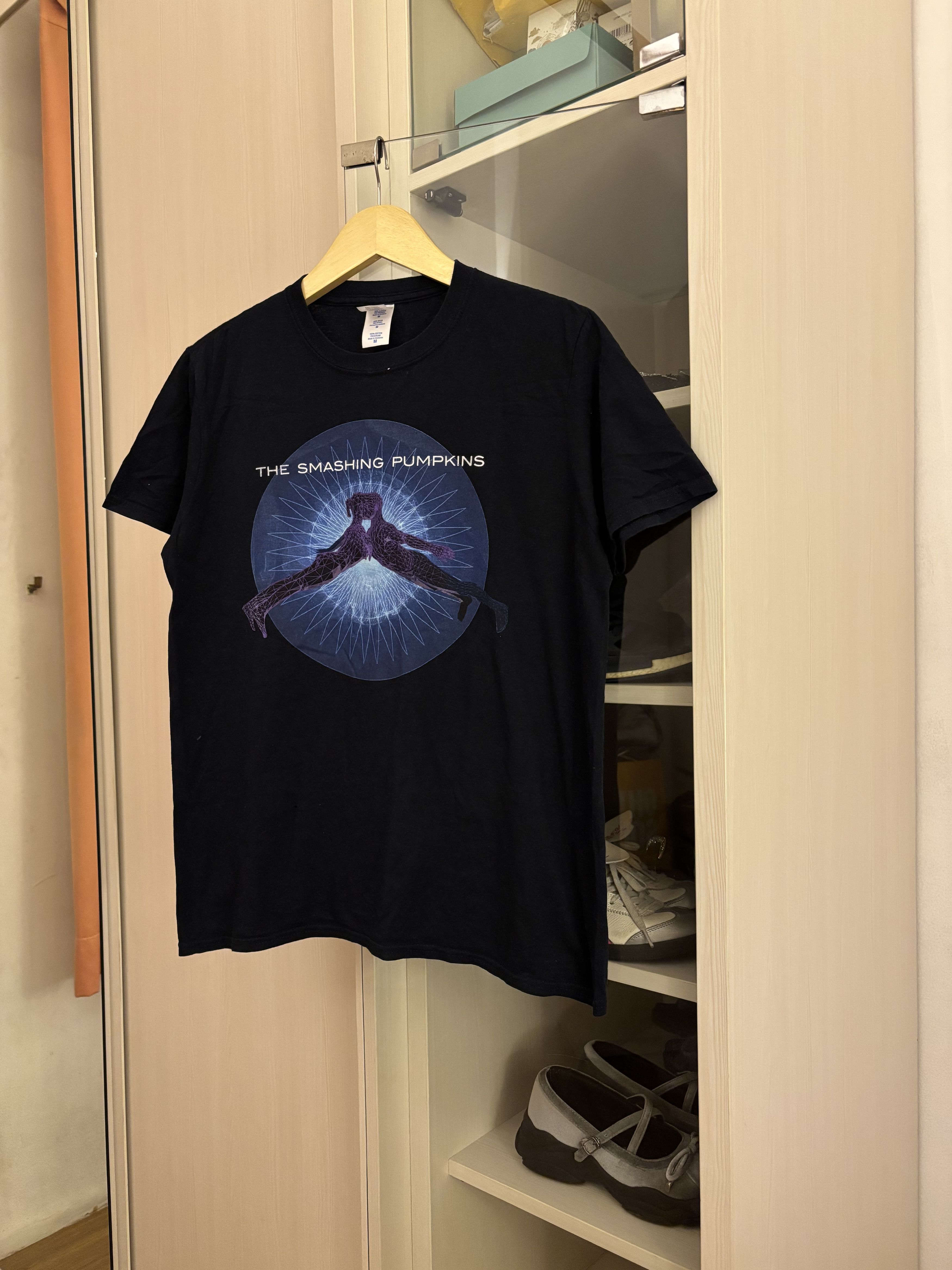 Vintage Rare Collection The Smashing Pumkins Oceania Tour 2012 Tee Hoodie, Sweatshirt | FlexRushtees.com
