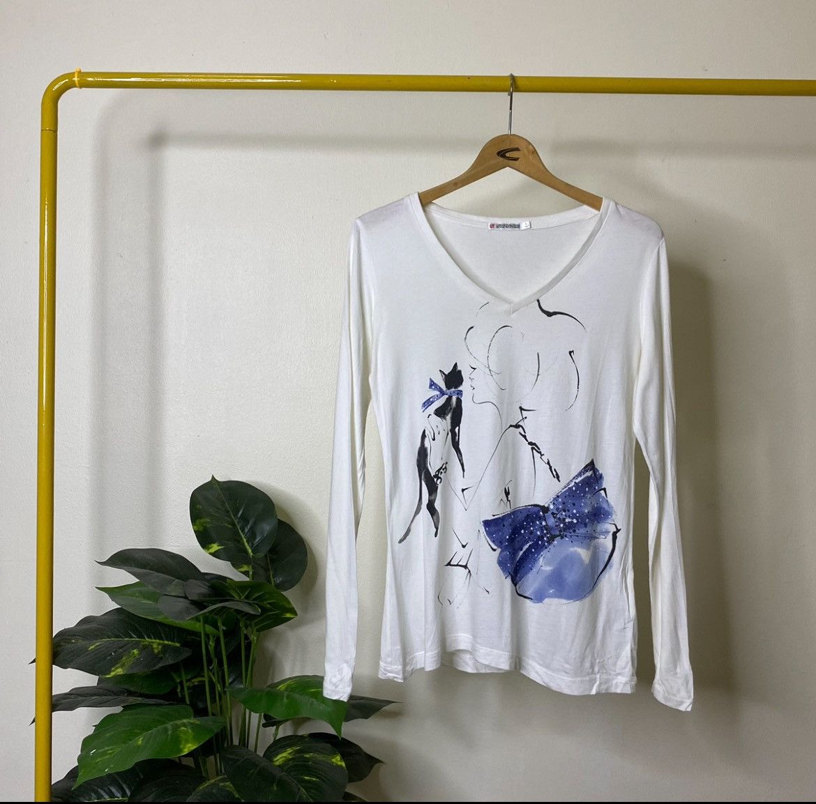 Uniqlo X Sweet Illustration By Yoco Nagamiya Artwork Ls Tee Hoodie, Sweatshirt | FlexRushtees.com