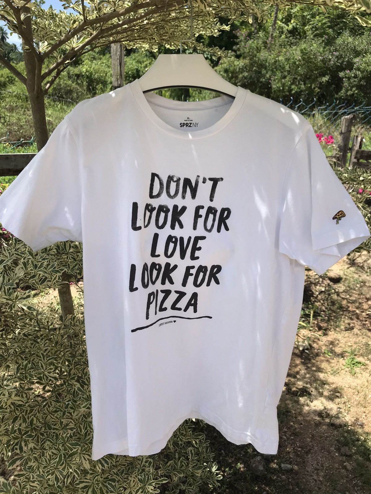 Uniqlo Pizza Tshirt Hoodie, Sweatshirt | FlexRushtees.com