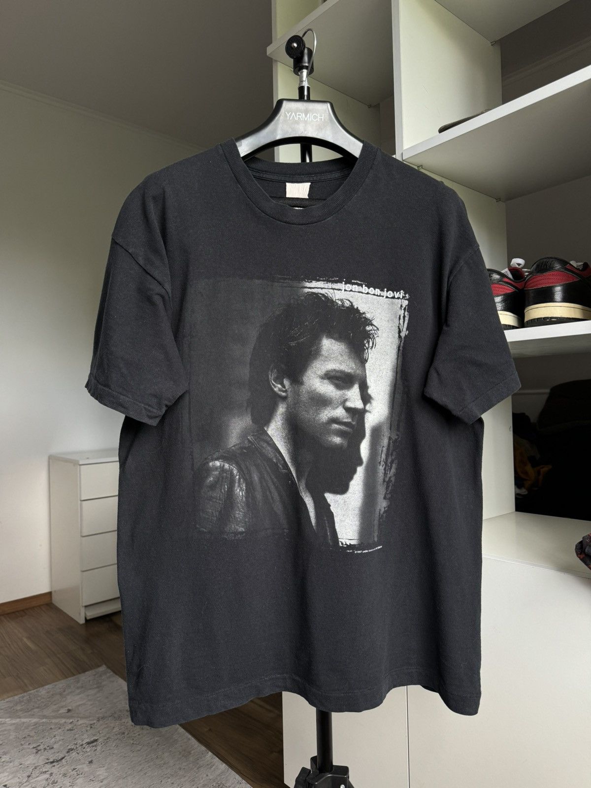 Bon Jovi X Vintage Vintage 1997 Bon Jovi European Tour Band T Shirt Hoodie, Sweatshirt | FlexRushtees.com