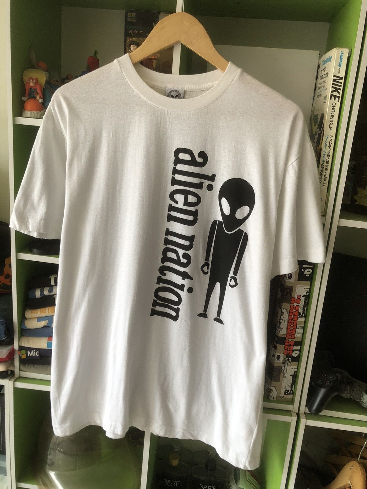 Vintage Y2k Alien Nation Round Neck Tee