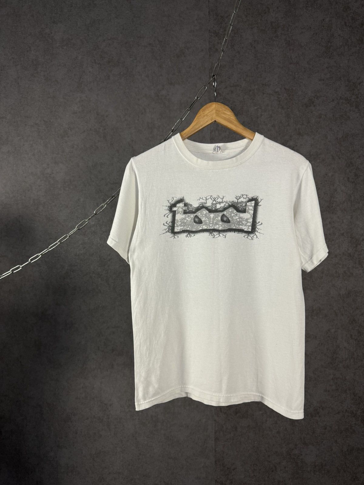 Band Tees Tool 2001 Vintage Rock Band Overprinted Tee Hoodie, Sweatshirt | FlexRushtees.com