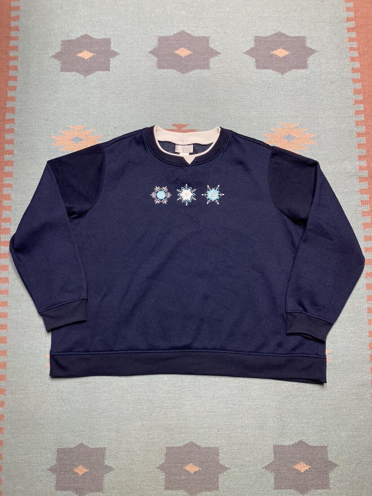 Vintage Sweatshirt Snowflake Embroidered 3xl Winter Holiday T-Shirts, Hoodie | FlexRushtees.com