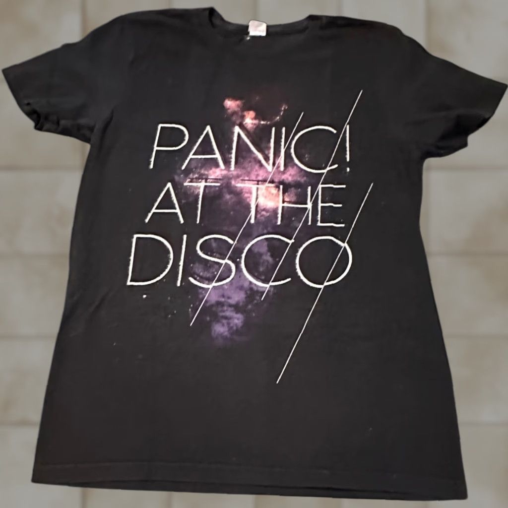 Vintage Panic At The Disco Shirt Adult Medium Black Y2k Graphic Tee Mens Hoodie, Sweatshirt | FlexRushtees.com