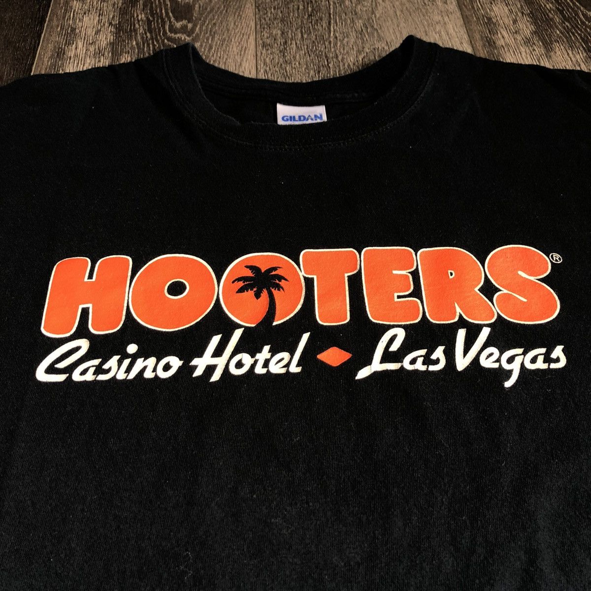 Vintage 2000s Hooters Casino Hotel The Cure Graphic Logo Tee Hoodie, Sweatshirt | FlexRushtees.com