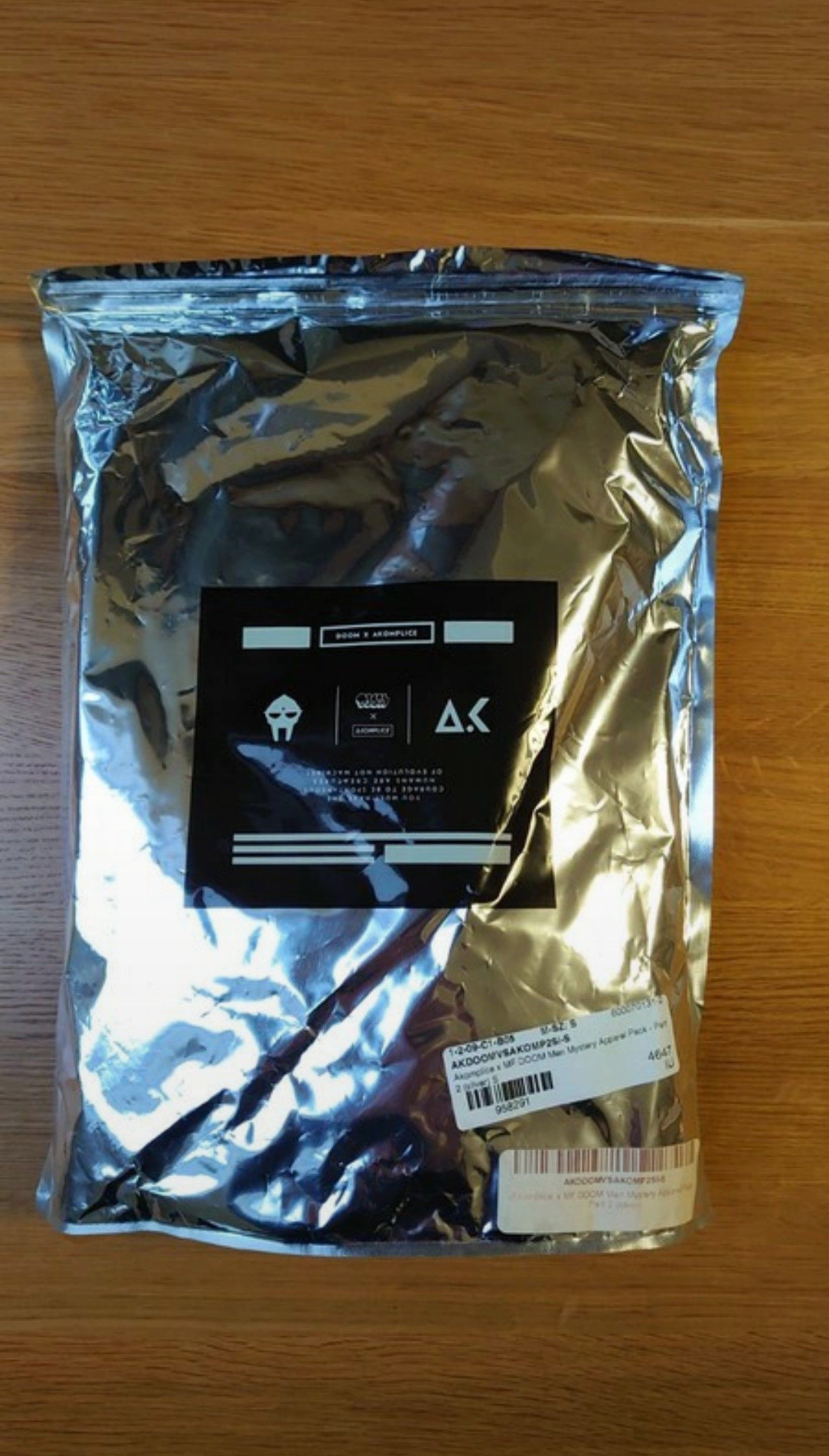 Akomplice Mystery Bag Set Size S New