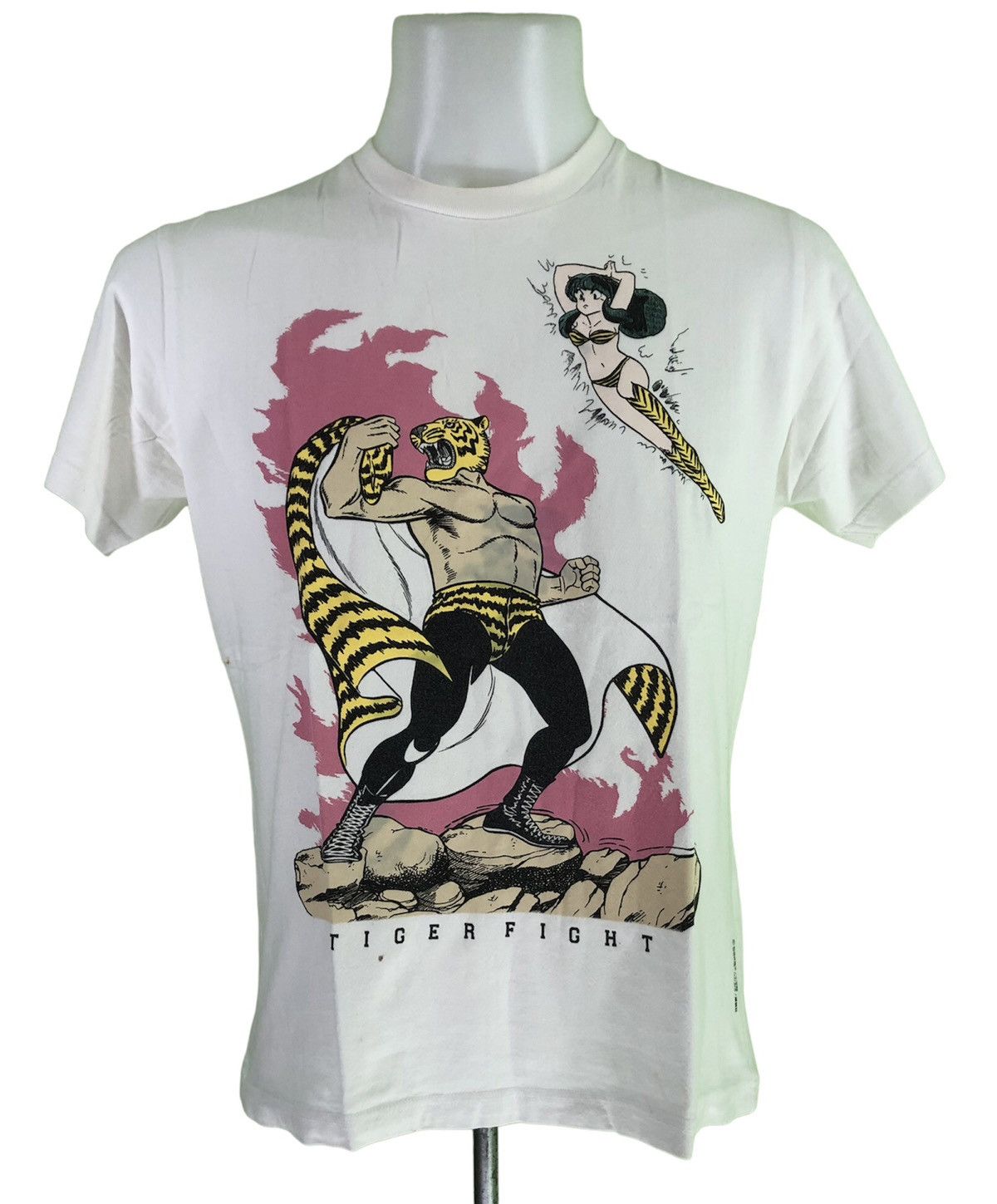 Japanese Brand X Uniqlo Uniqlo Anime Tiger Mask Kinnikuman T-Shirts, Hoodie, Sweatshirt | FlexRushtees.com