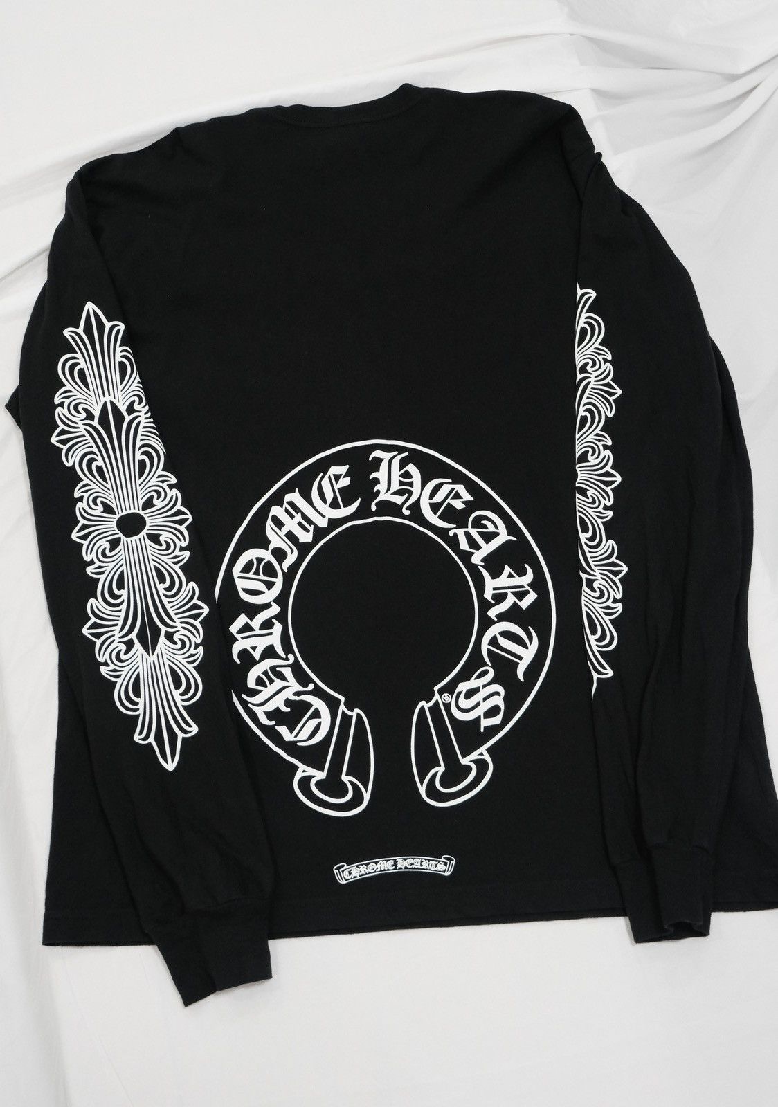Hearts Chrome Hearts Horseshoe Pocket Longsleeve T-Shirts, Hoodie, Sweatshirt | FlexRushtees.com