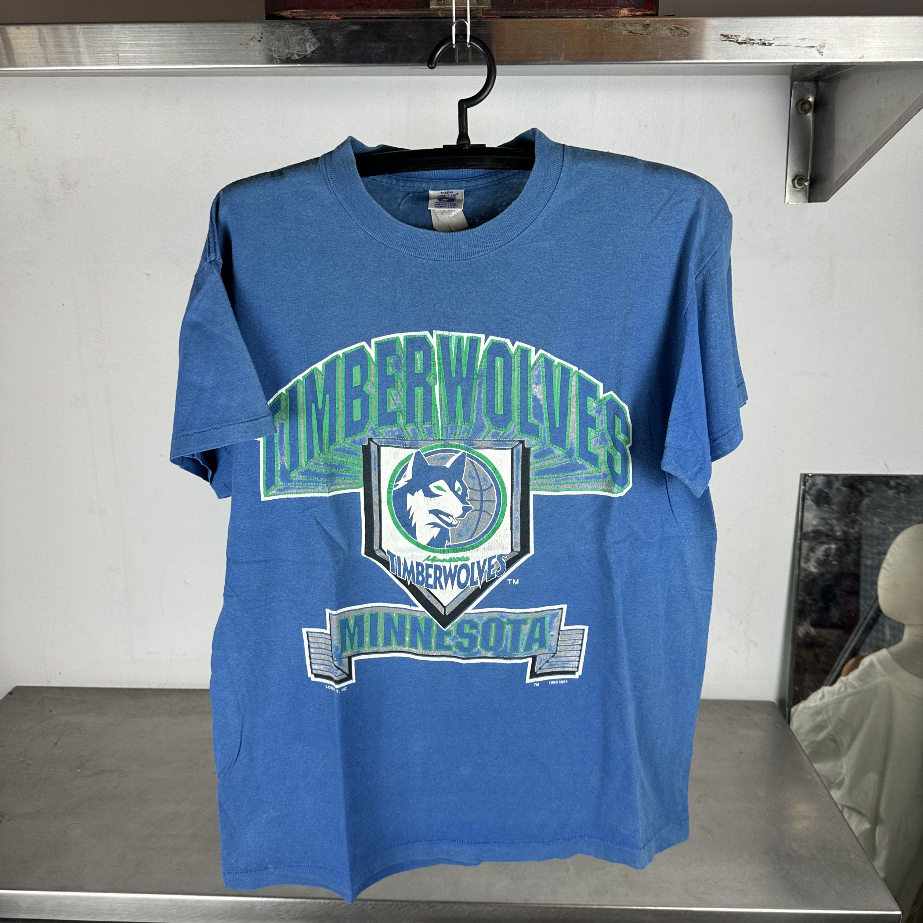 Vintage 1990 Minnesota Timberwolves Basketball Nba Large T Shirt Hoodie, Sweatshirt | FlexRushtees.com