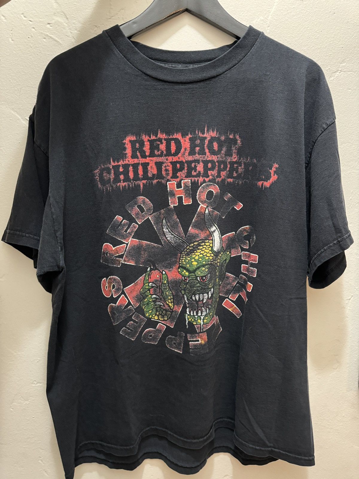 Rare Vintage 2000 S Red Hot Chili Peppers T-Shirts, Hoodie, Sweatshirt | FlexRushtees.com