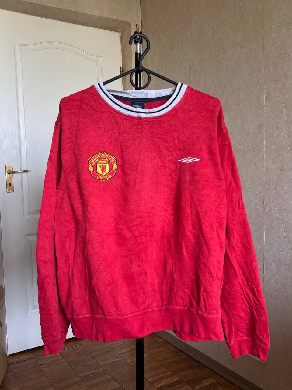 Vintage Manchester United Umbro Soccer Sweatshirt 00s Red