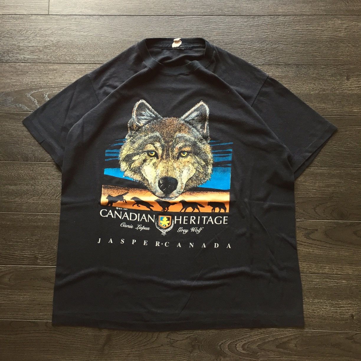 Vintage 90 S Canada Wolf Nature T Shirt Hoodie, Sweatshirt | FlexRushtees.com