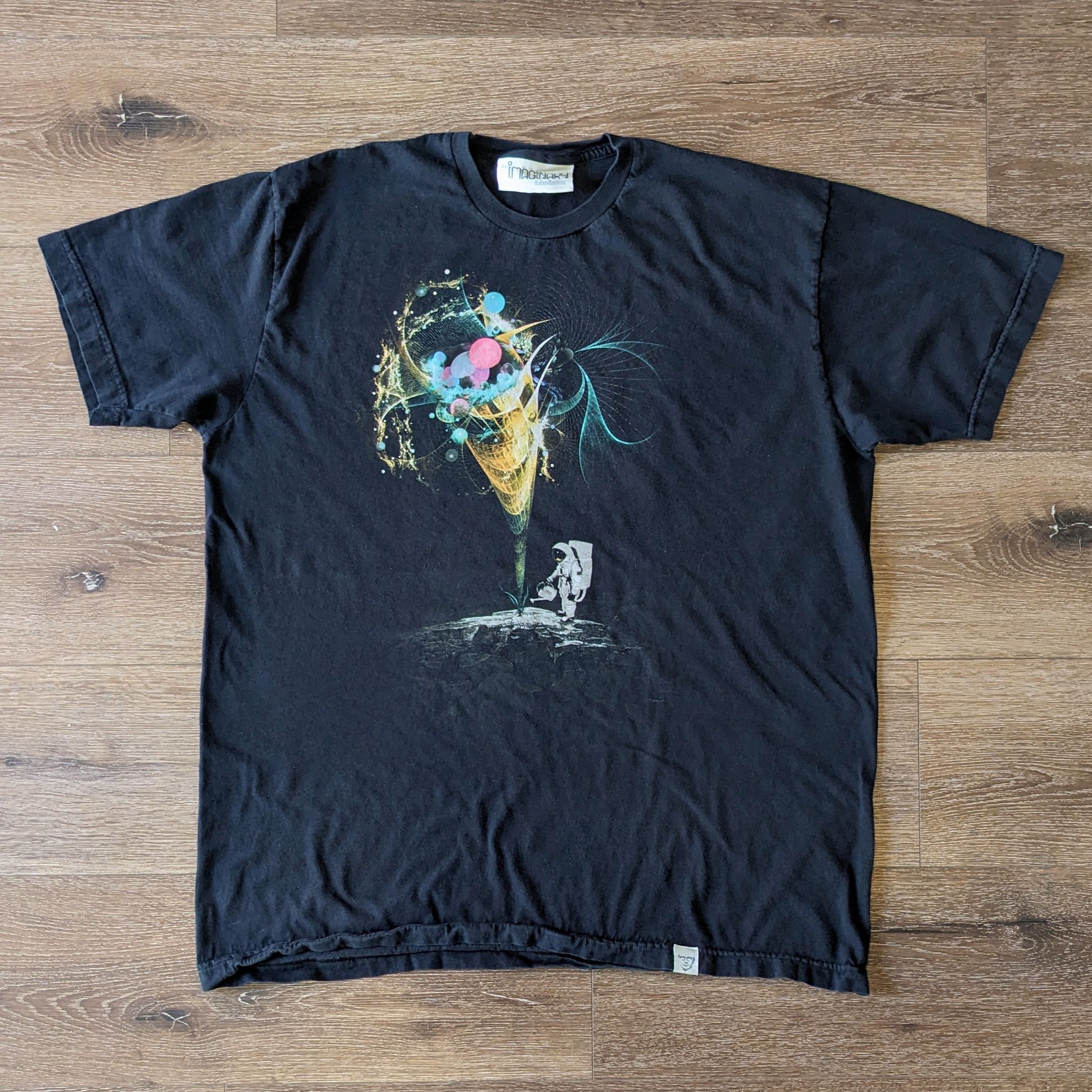 Foundation Imaginary Foundation Astronaut Gardener T Shirt Size Xl