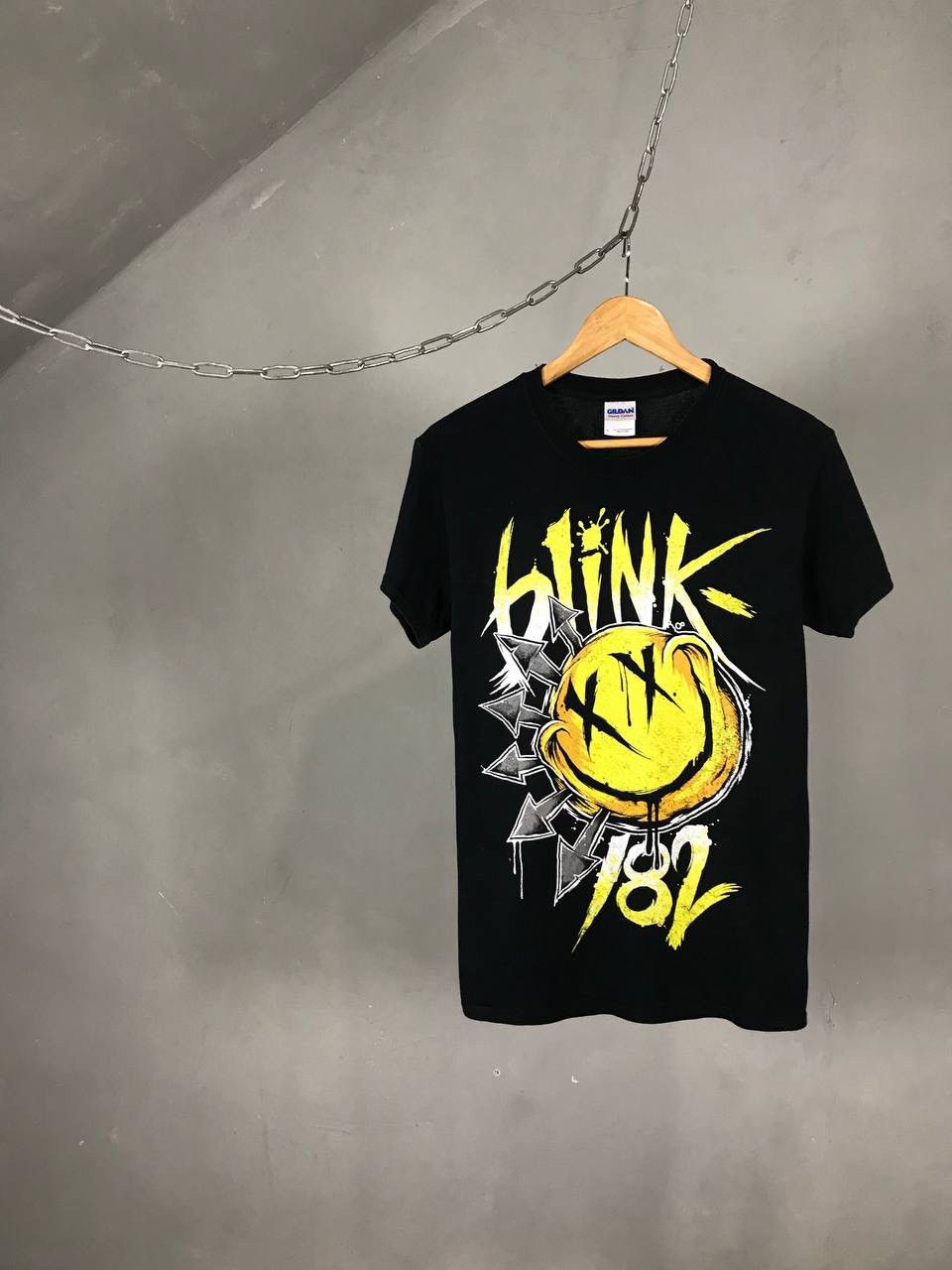 Band Tees Blink 182 Vintage Rock Band Tee Hoodie, Sweatshirt | FlexRushtees.com