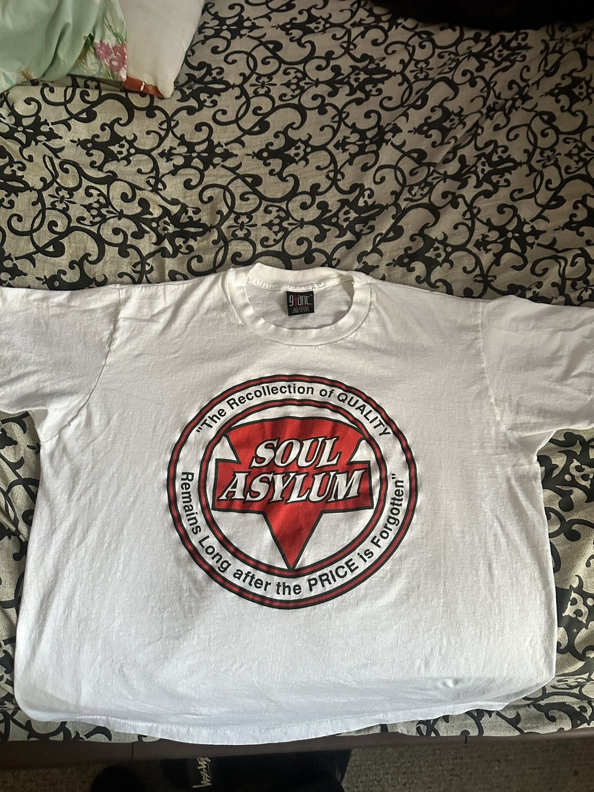 Giant Vintage Soul Asylum Tee