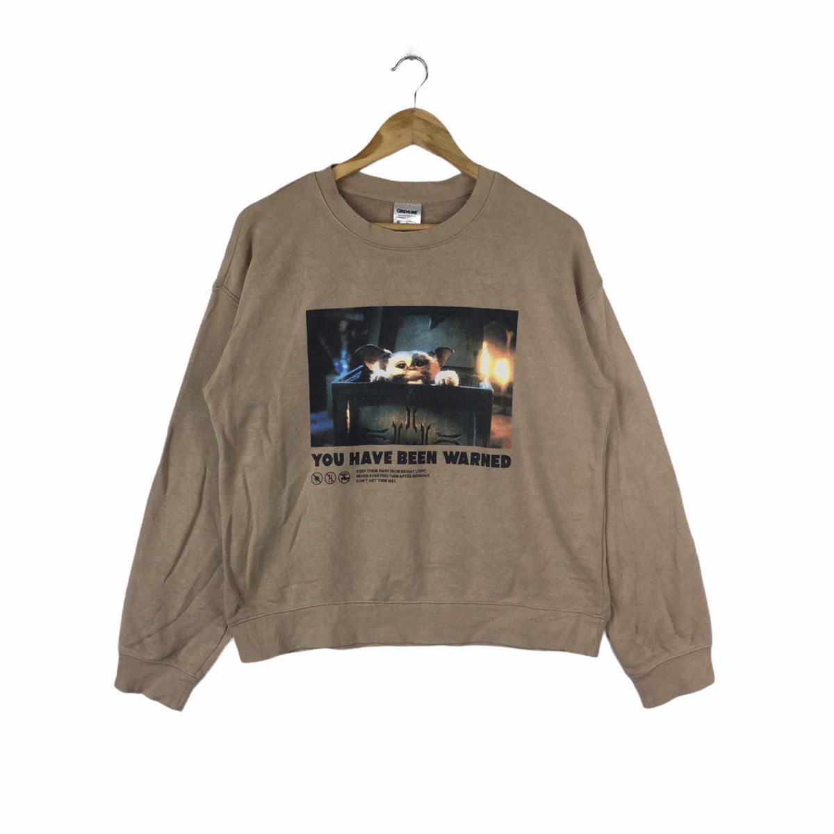Gu Japan Collab Joe Dante Horror Movie Sweatshirt