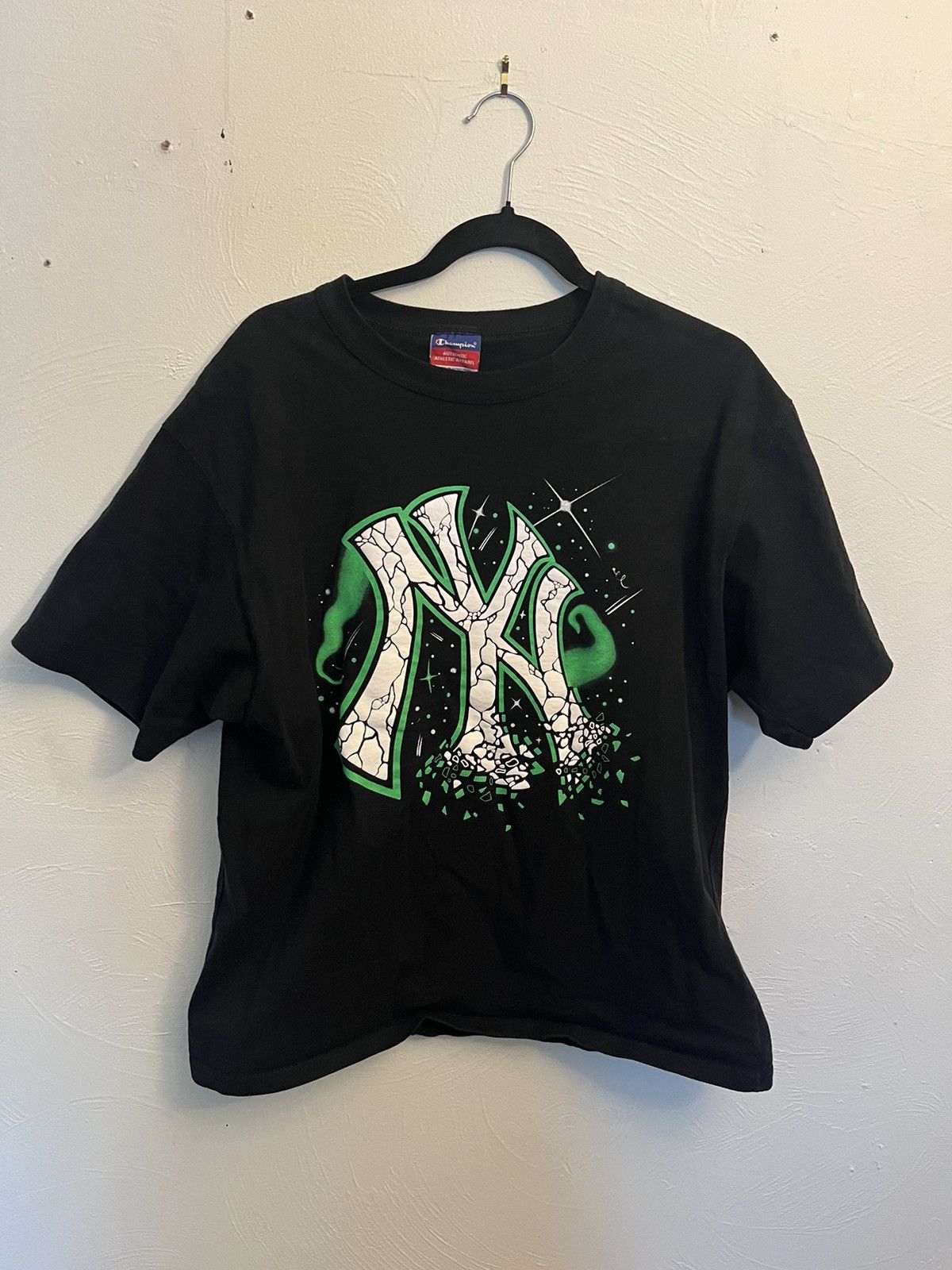 New York Yankees Boxy New York Yankees Graphic T Shirt Hoodie, Sweatshirt | FlexRushtees.com