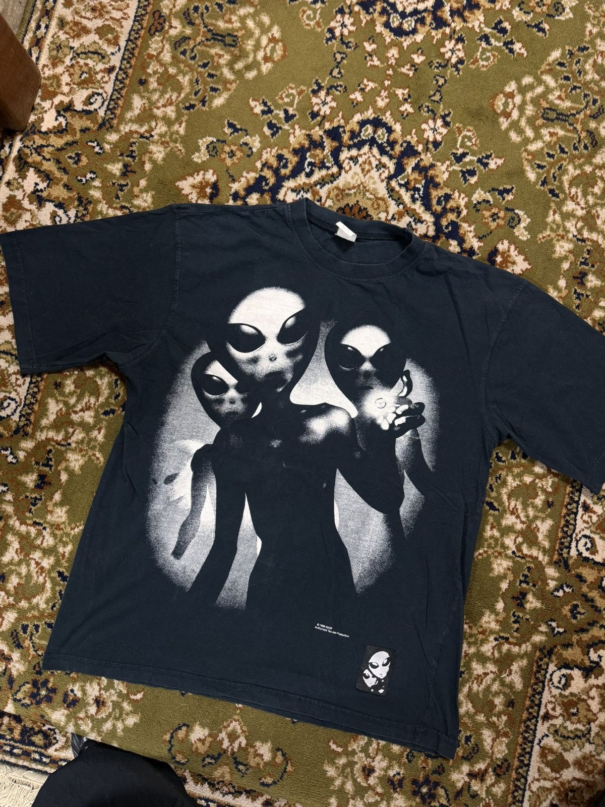 Vintage 1998 Alien Tee Ufo 90 S Vintage Hoodie, Sweatshirt | FlexRushtees.com