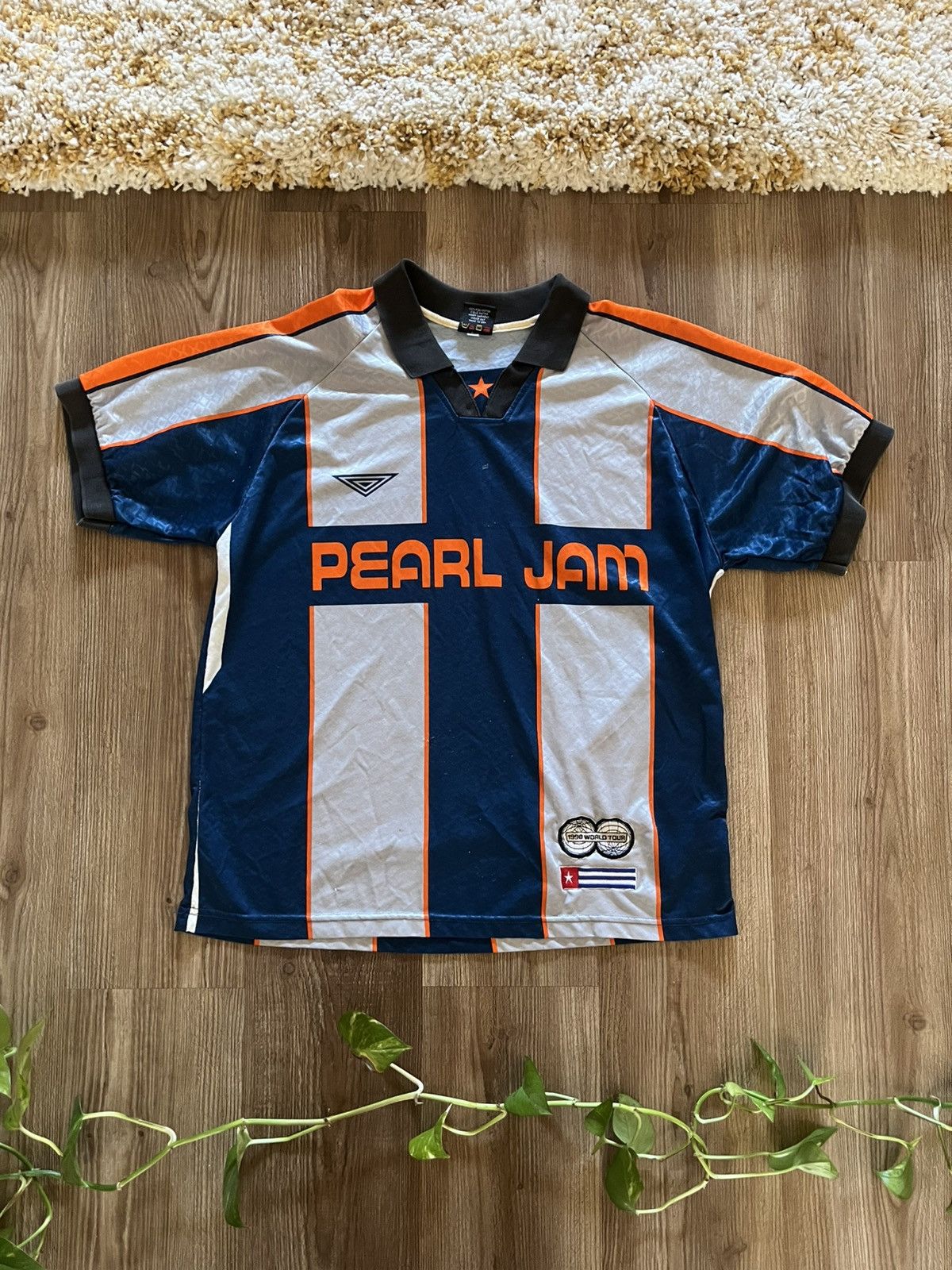 Umbro Pearl Jam 1998 Umbro Soccer Jersey T-Shirts, Hoodie, Sweatshirt | FlexRushtees.com