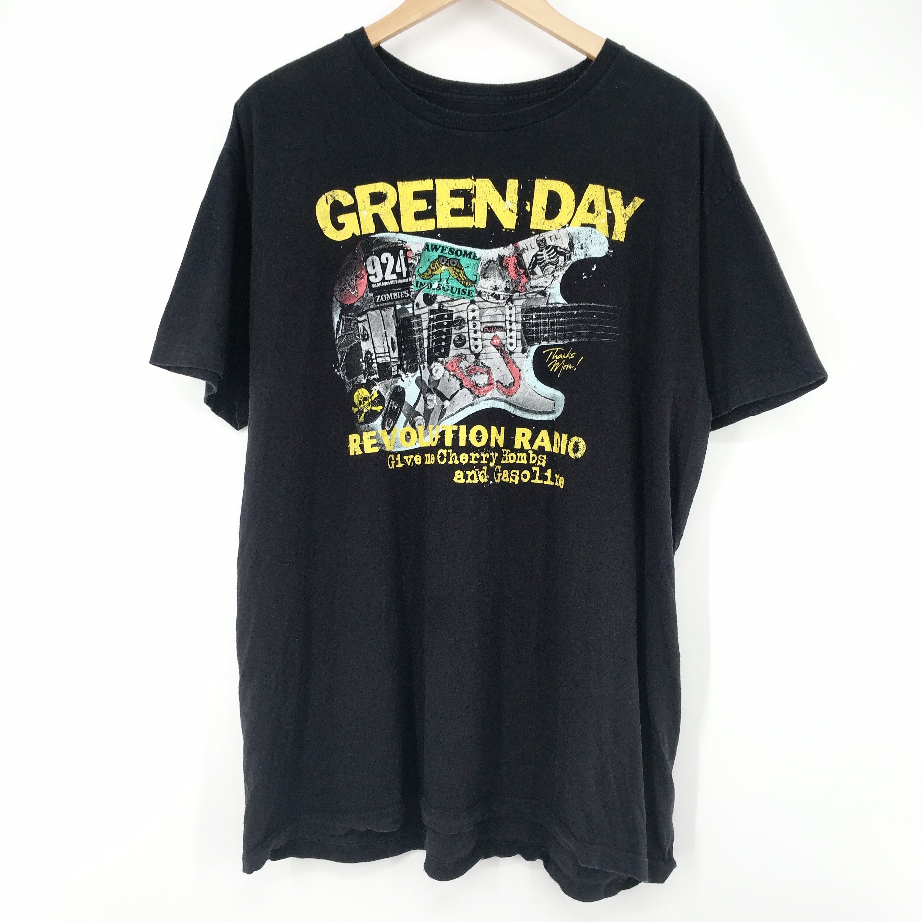 Band Tees Green Day Revolution Radio Band T Shirt Punk Rock Xl Hoodie, Sweatshirt | FlexRushtees.com