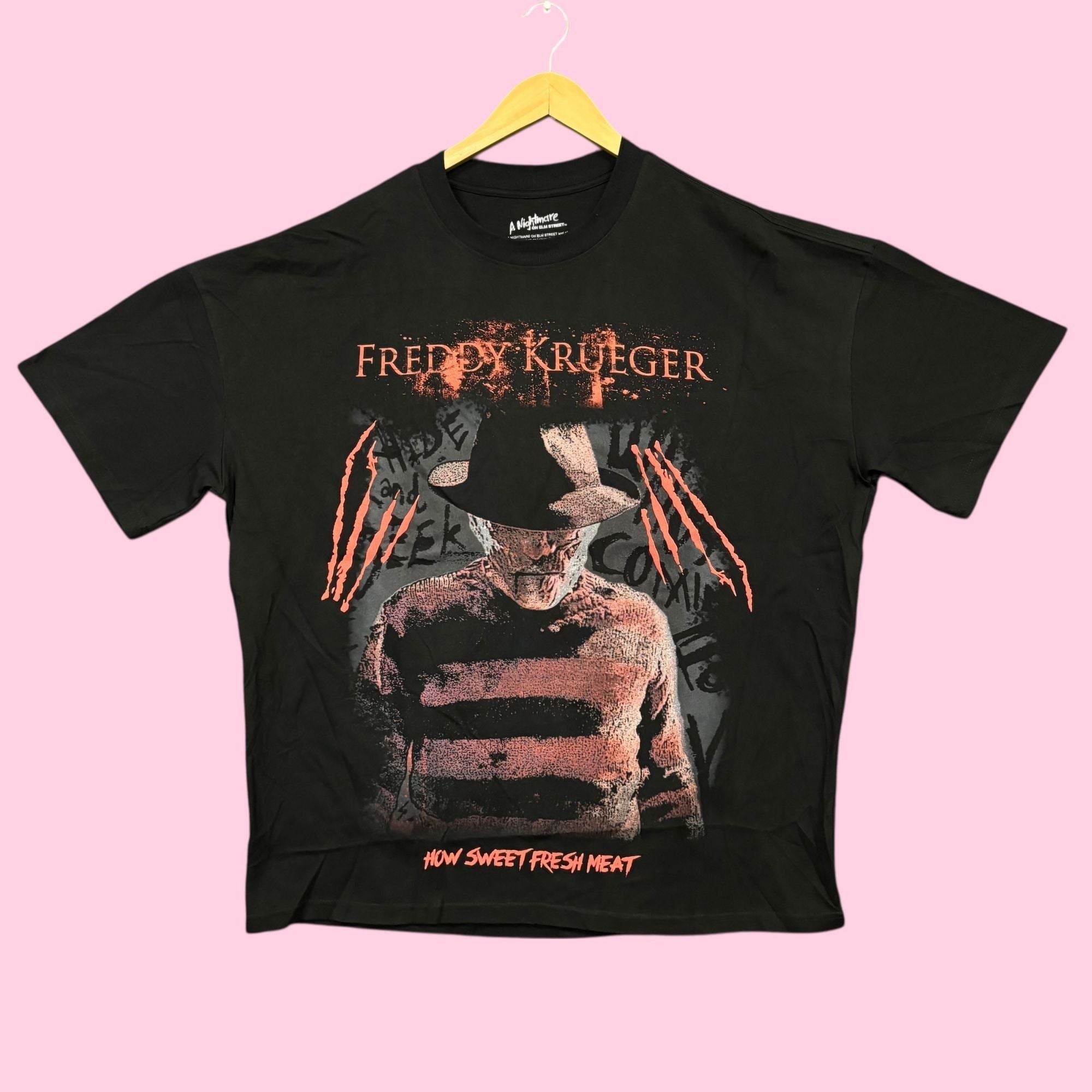 Universal Studios A Nightmare On Elm Street Freddy Krueger Oversized Tee L Hoodie, Sweatshirt | FlexRushtees.com