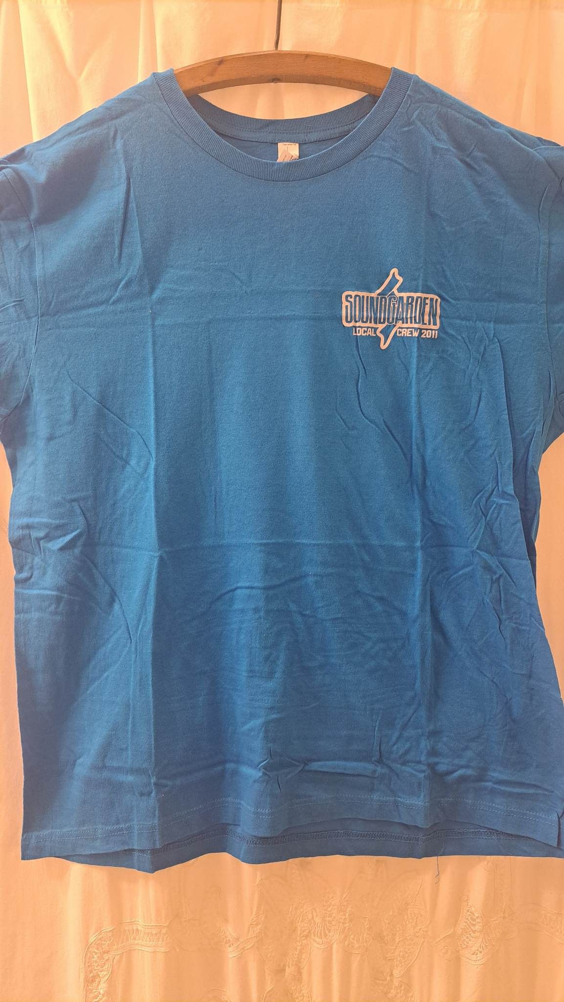 Other Soundgarden 2011 Local Crew Xl T Shirt Hoodie, Sweatshirt | AU16VibeMintTees.com