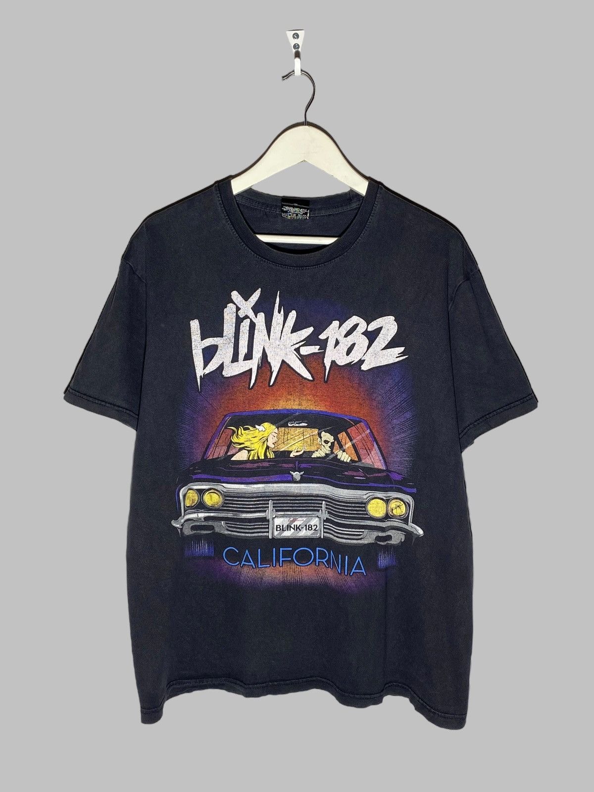 Band Tees Blink 182 Rock Band Vintage Fade T Shirt Hoodie, Sweatshirt | FlexRushtees.com