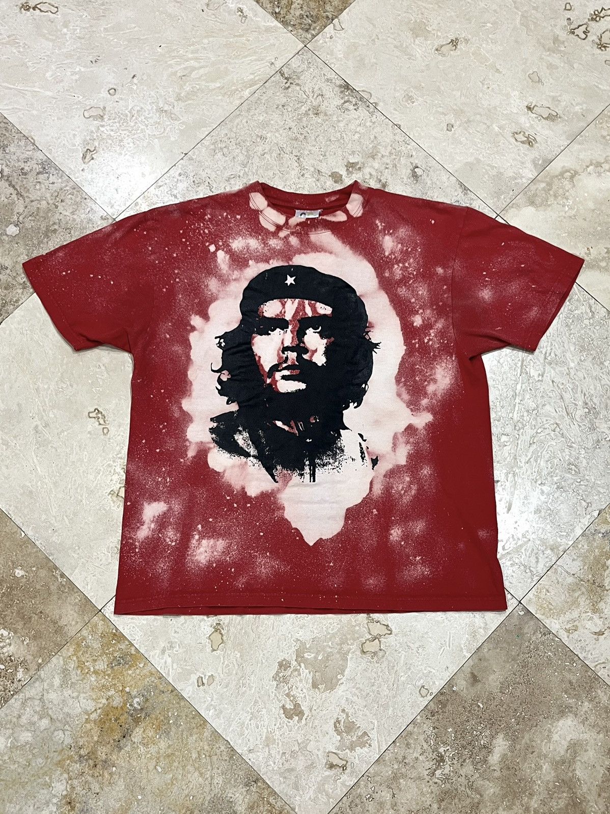 Vintage Crazy Y2k Che Guevara Custom Bleached Tee Hoodie, Sweatshirt | FlexRushtees.com