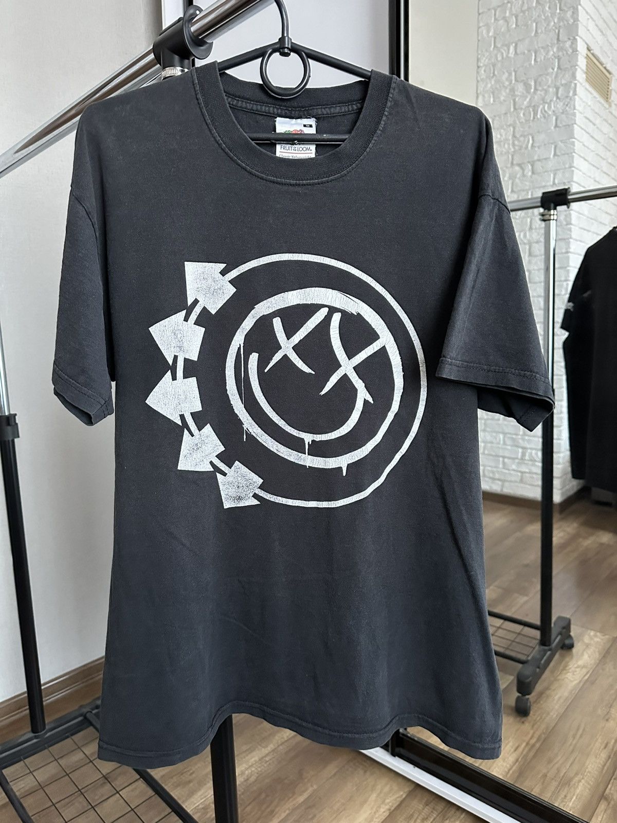 Band Tees Blink 182 Vintage Tock Band T Shirt Tre 2000s Hoodie, Sweatshirt | FlexRushtees.com