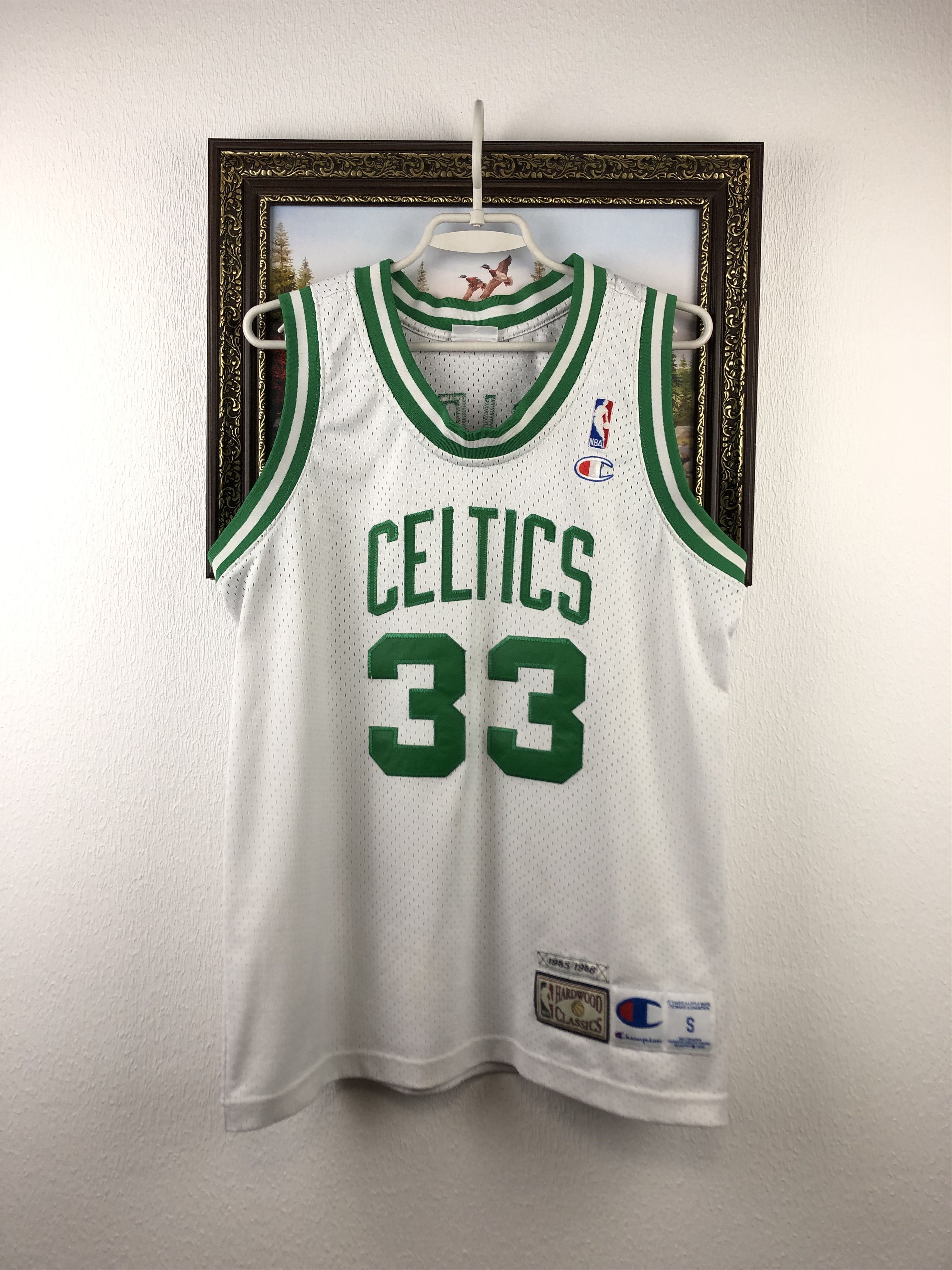 Vintage Boston Celtics Larry Bird Basketball Jersey Tee Hype Hoodie, Sweatshirt | FlexRushtees.com