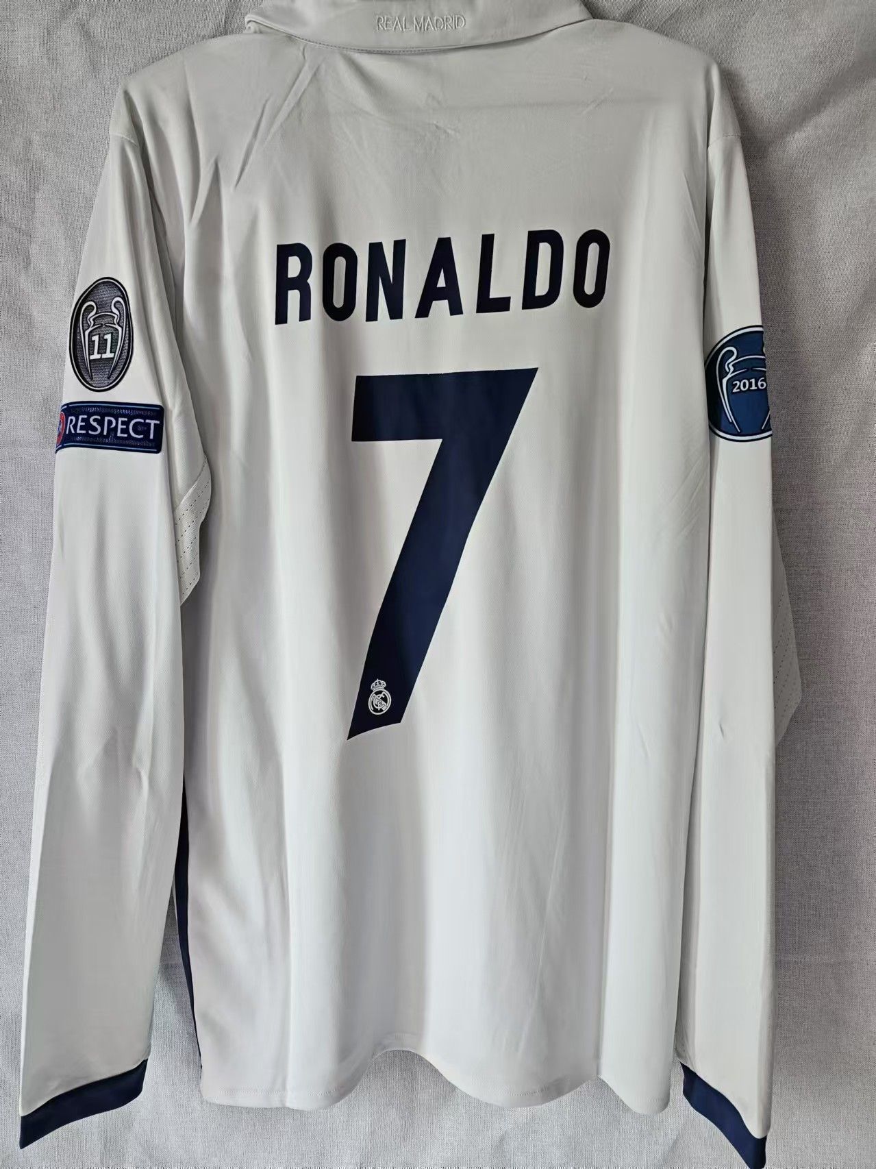 Other 2016 2017 Real Madrid 7 C Ronaldo Jersey L T-Shirts, Hoodie, Sweatshirt | FlexRushtees.com
