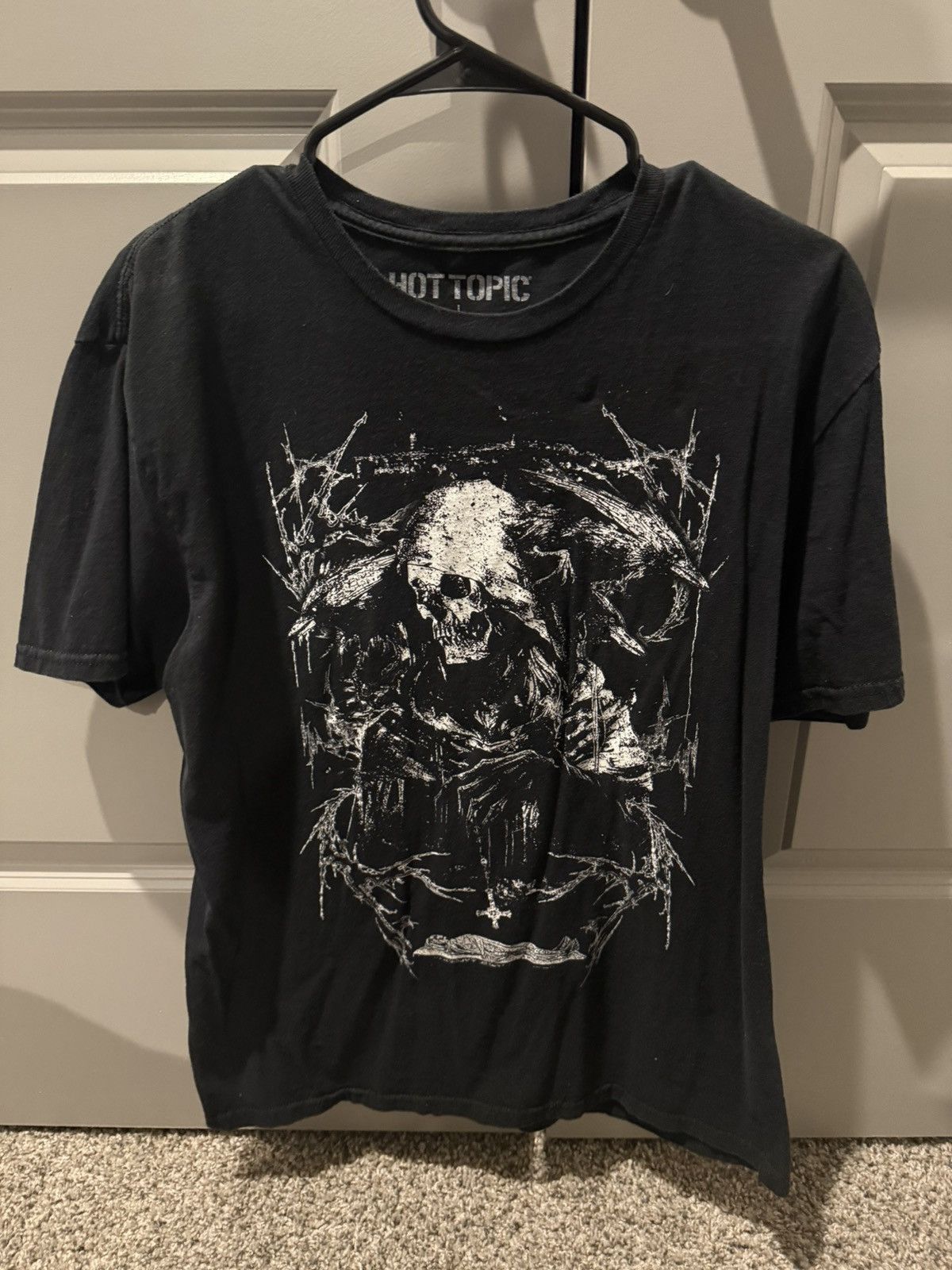 Topic Hot Topic Skeleton Tee Hoodie, Sweatshirt | FlexRushtees.com