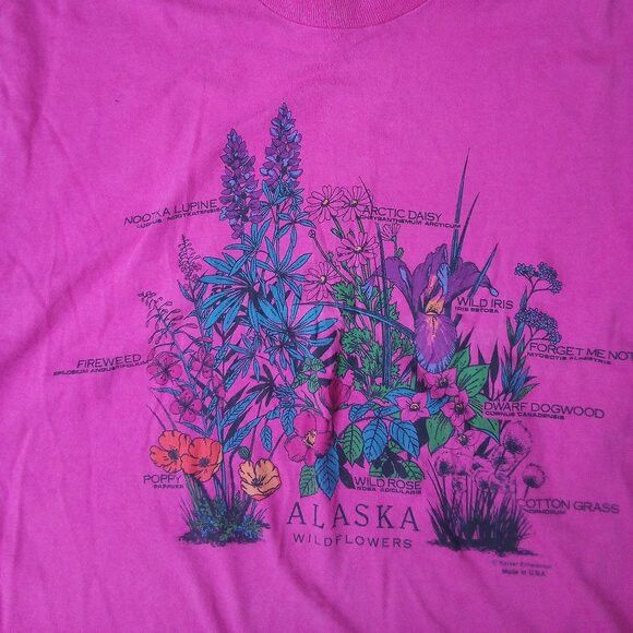 Vintage 90s Alaska Wildflowers Illustration T Shirt
