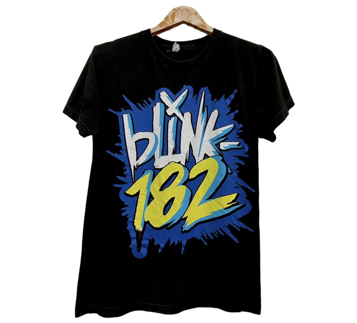 Band Tees Vintage Blink 182 Shirt 2000 Hoodie, Sweatshirt | FlexRushtees.com