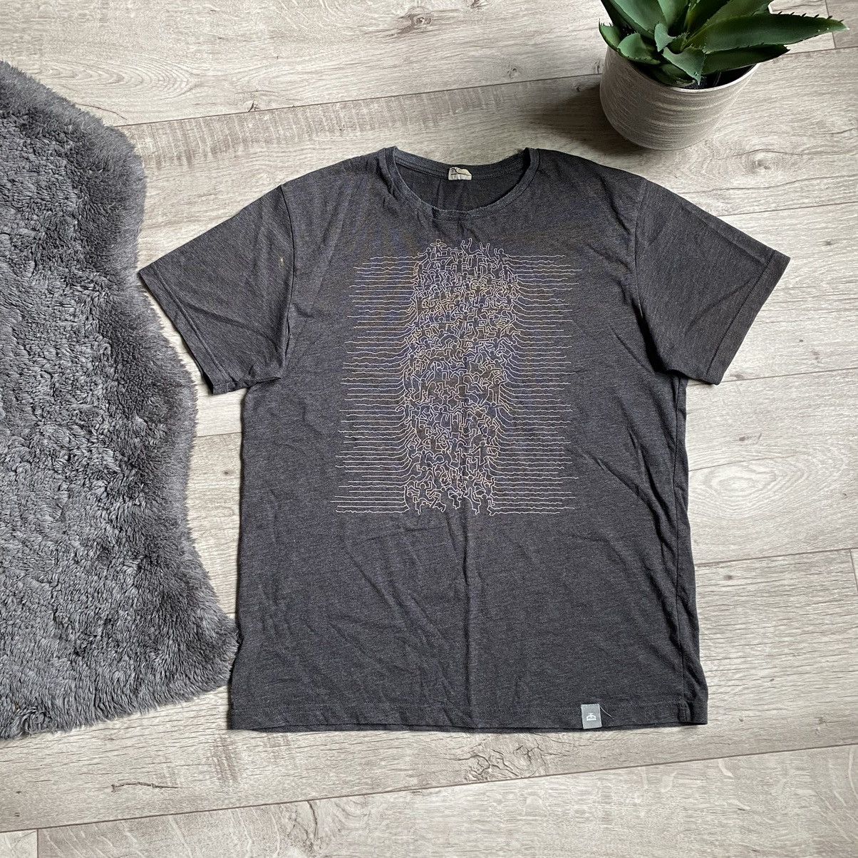 Joy Division Vintage Keith Harring Joy Division Unknown Pleasures T Shirt Hoodie, Sweatshirt | FlexRushtees.com