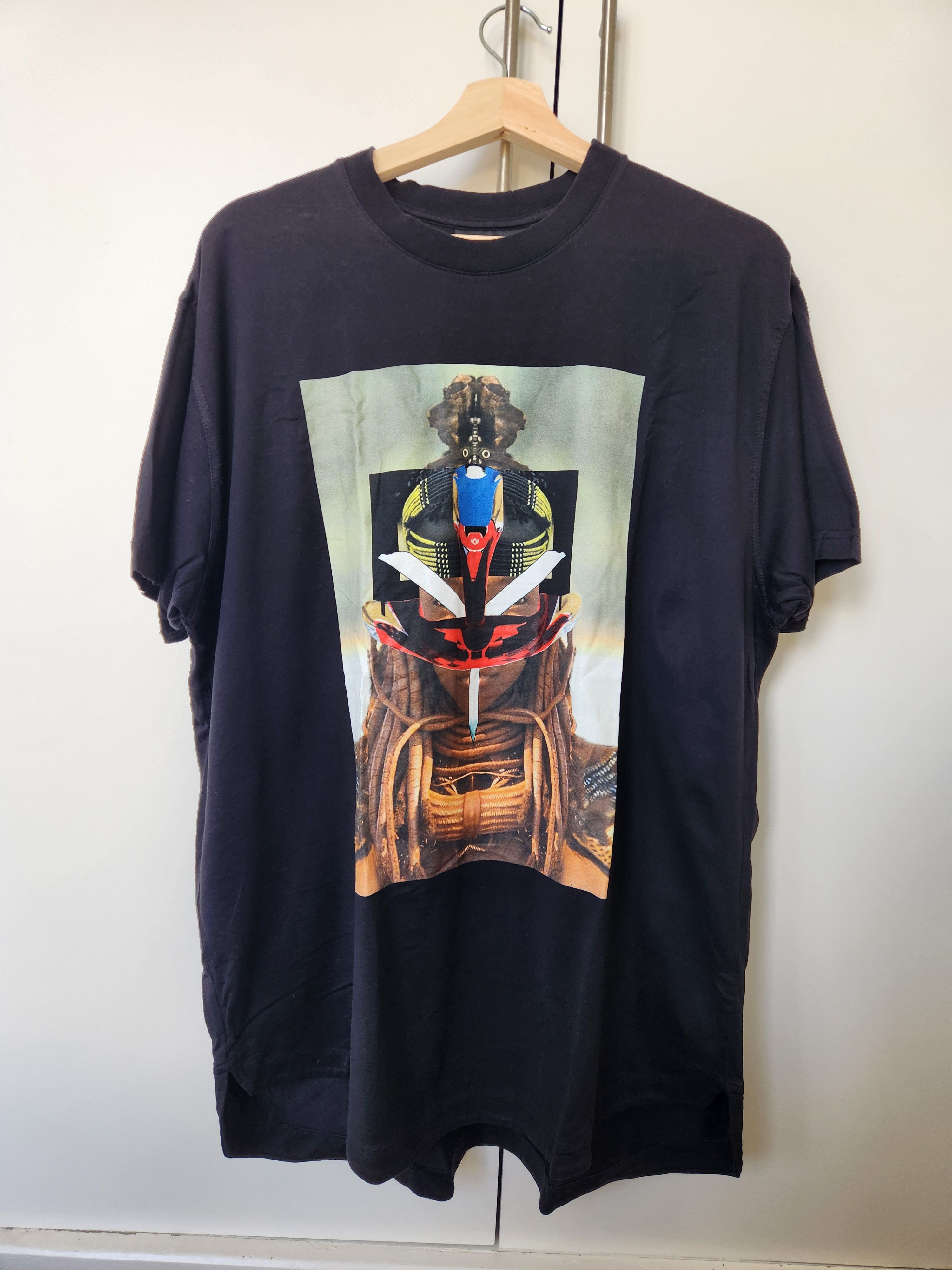 Givenchy Oversized T Shirt Tribal Print By Richardo Tisci Hoodie, Sweatshirt | FlexRushtees.com