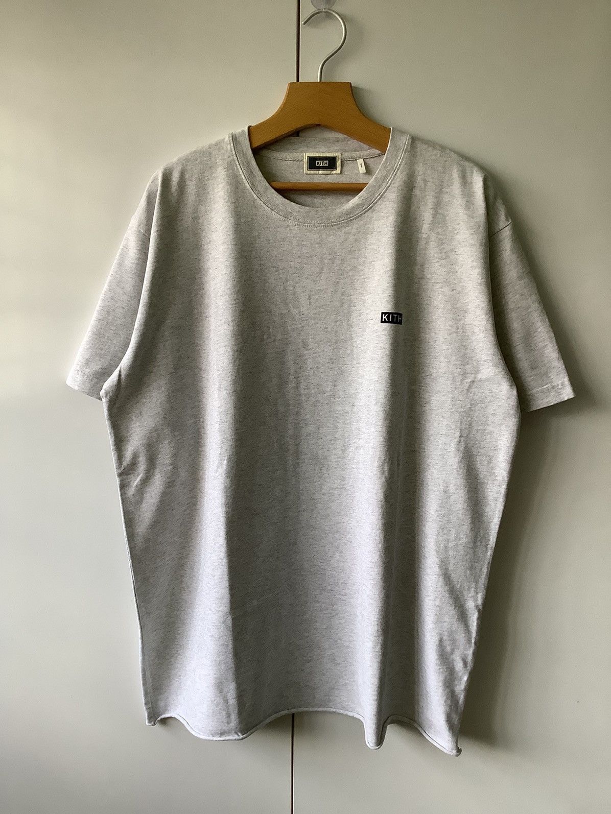 Kith Tee Light Grey Hoodie, Sweatshirt | FlexRushtees.com