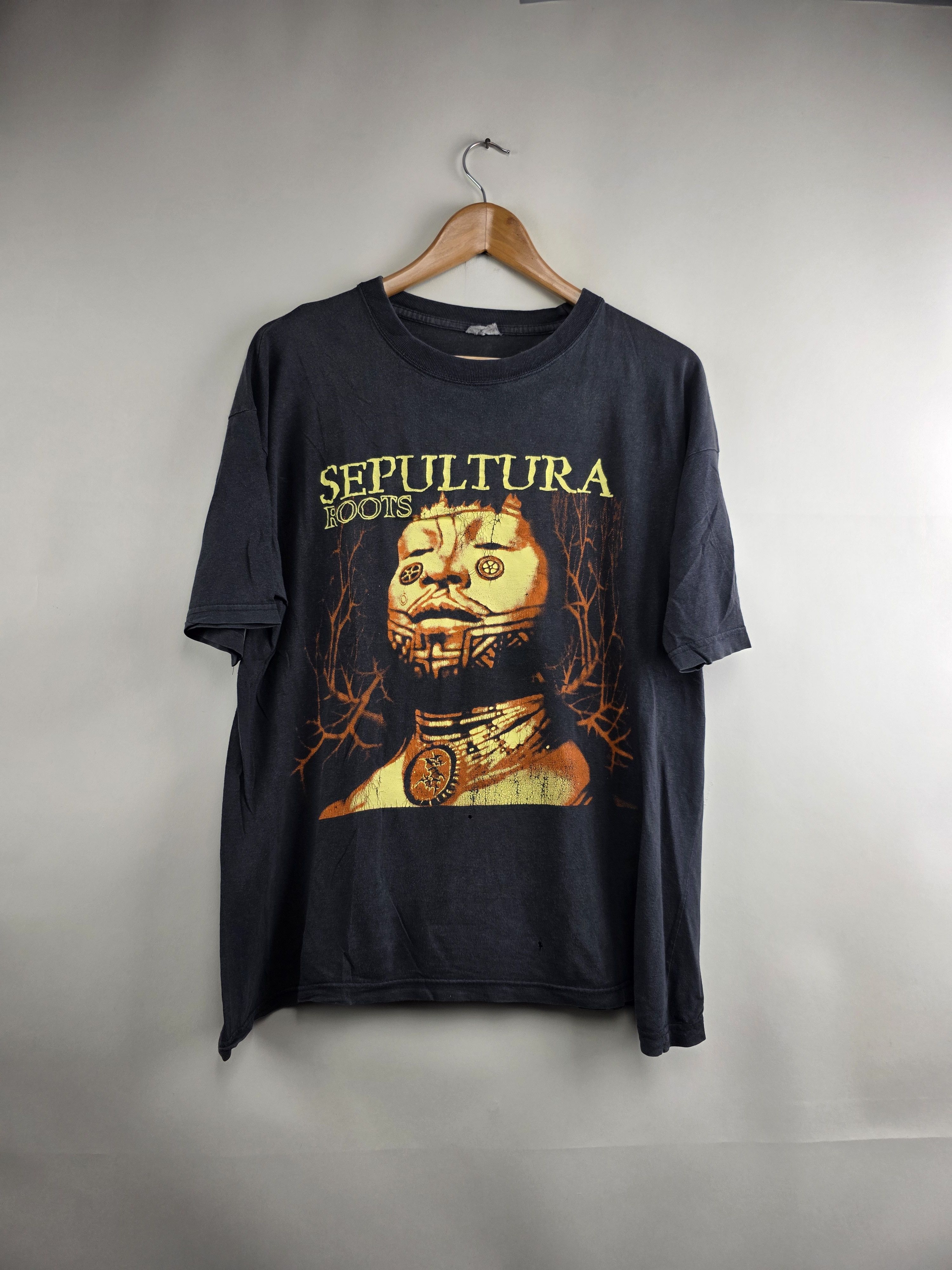 Vintage 90s Sepultura Roots Bootleg L 22 26 5 T-Shirts, Hoodie, Sweatshirt | FlexRushtees.com